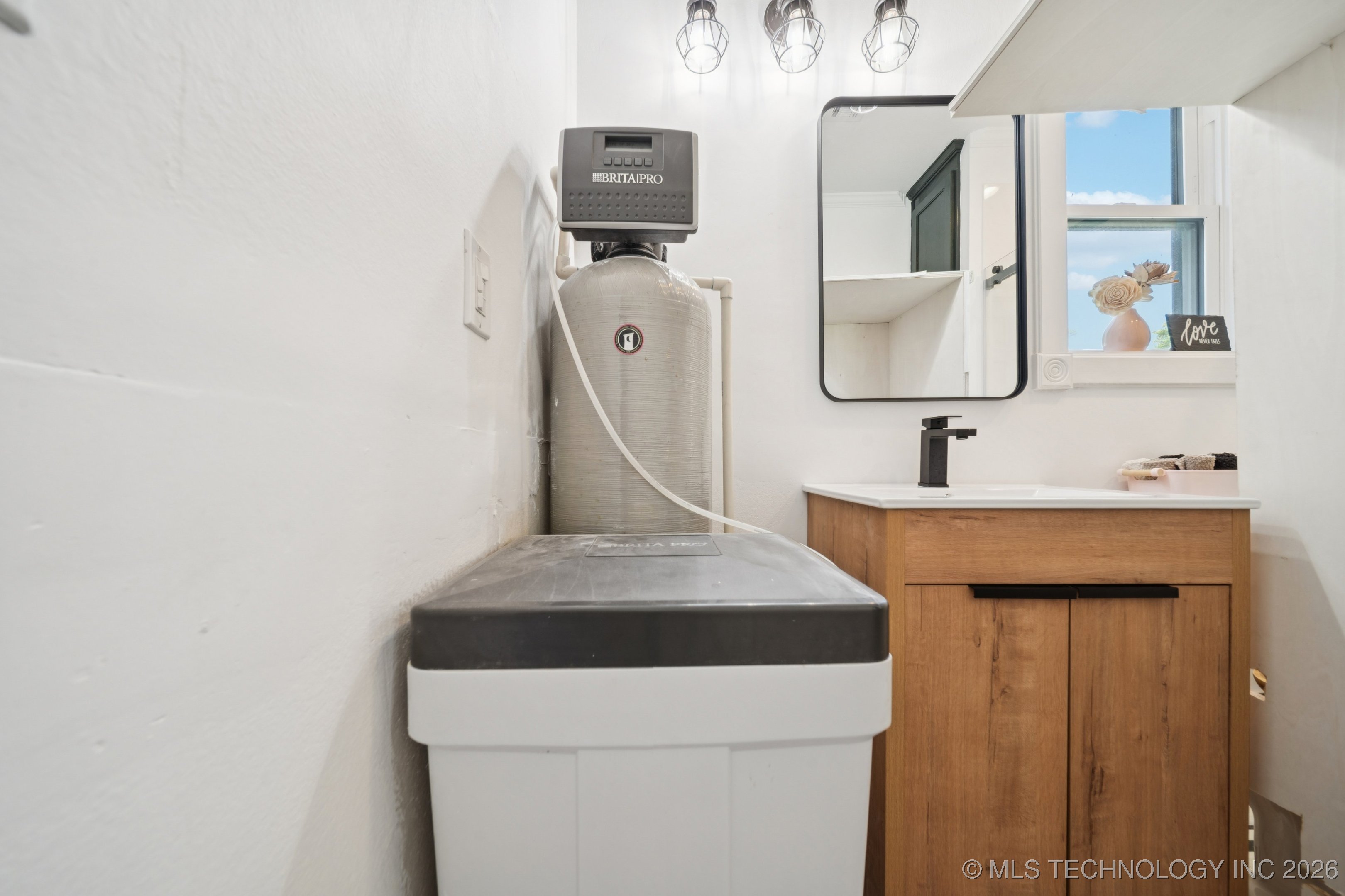 19700 E 600 Road Property Photo 46