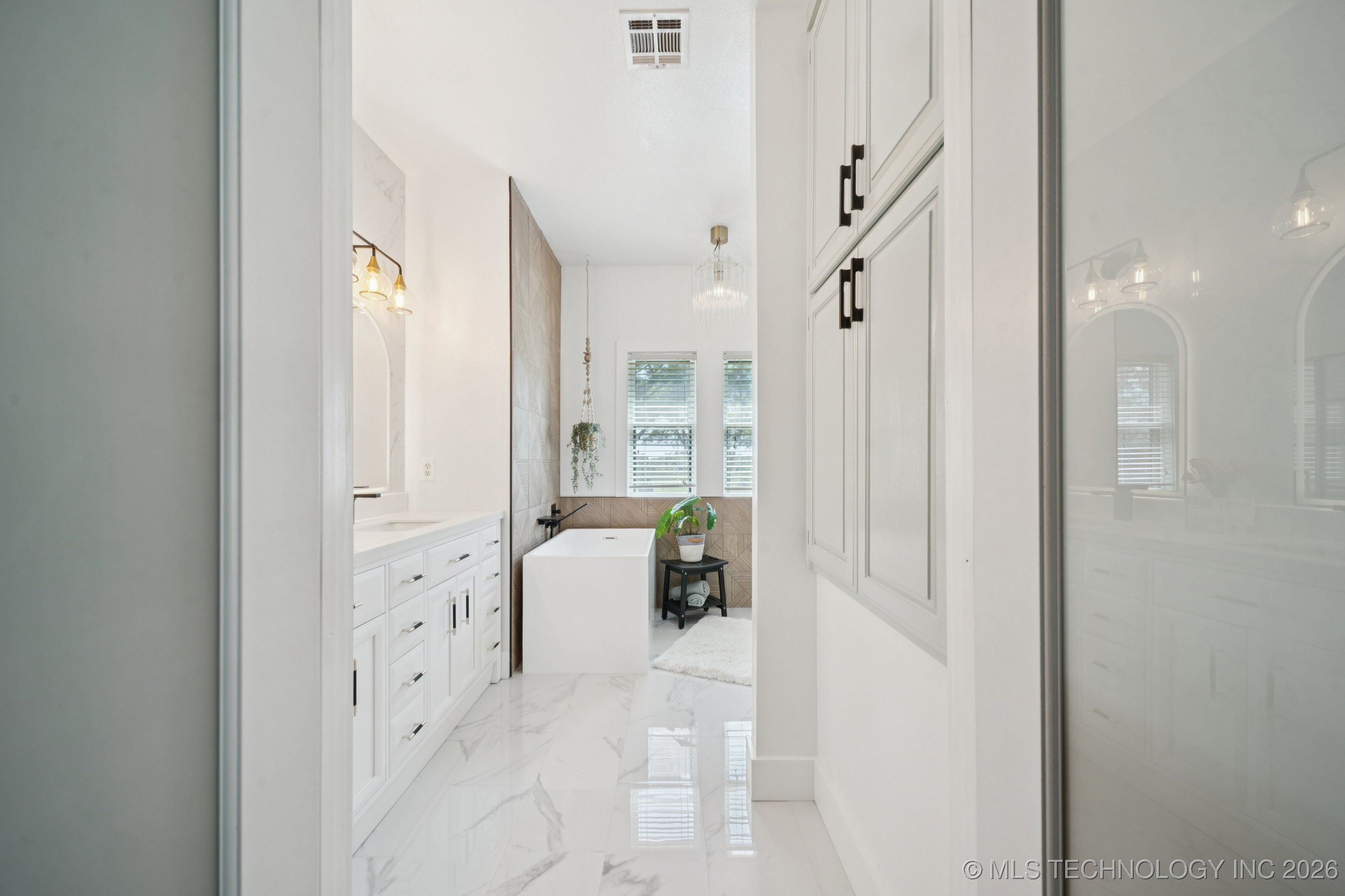 19700 E 600 Road Property Photo 50