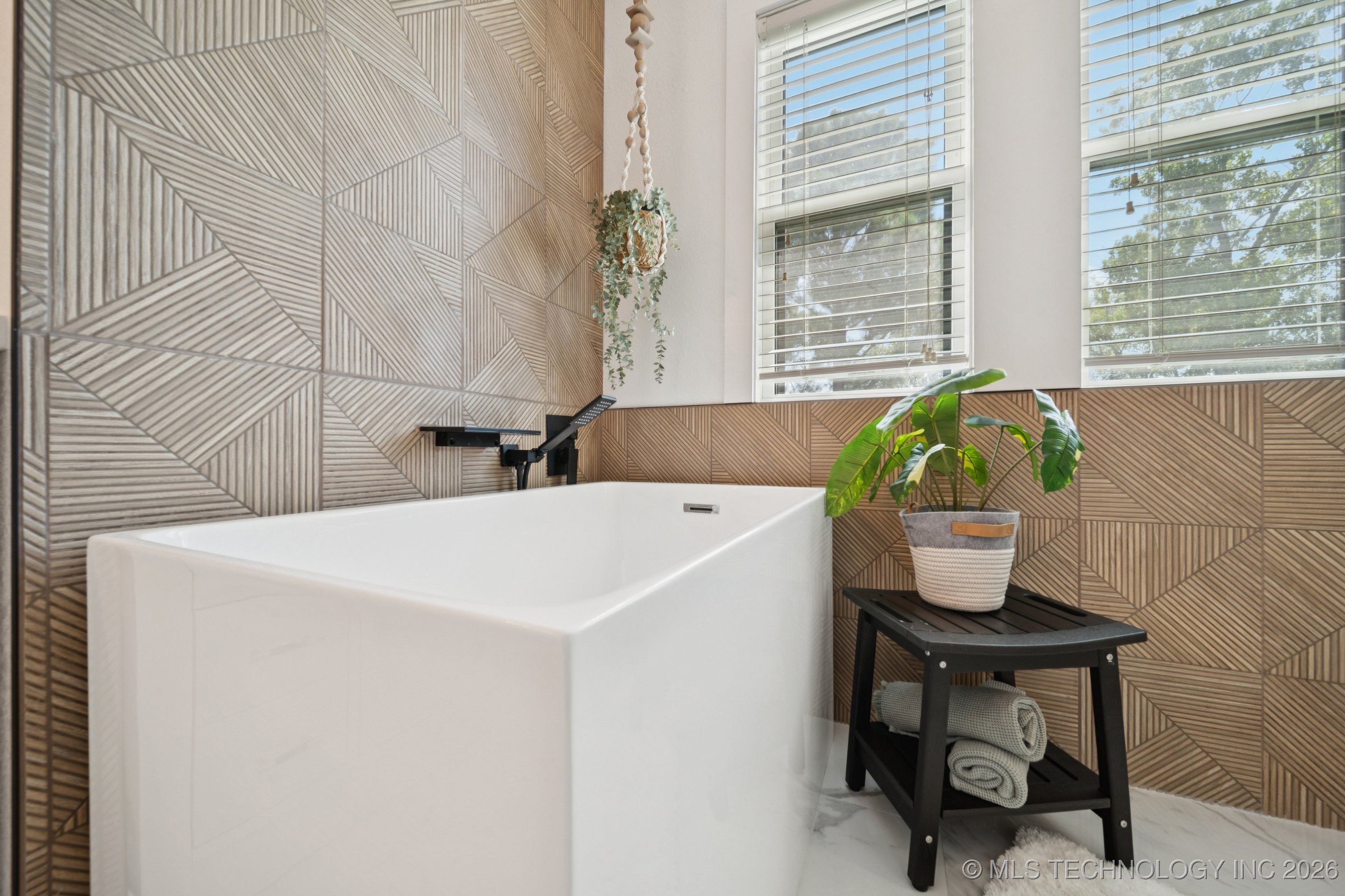 19700 E 600 Road Property Photo 53