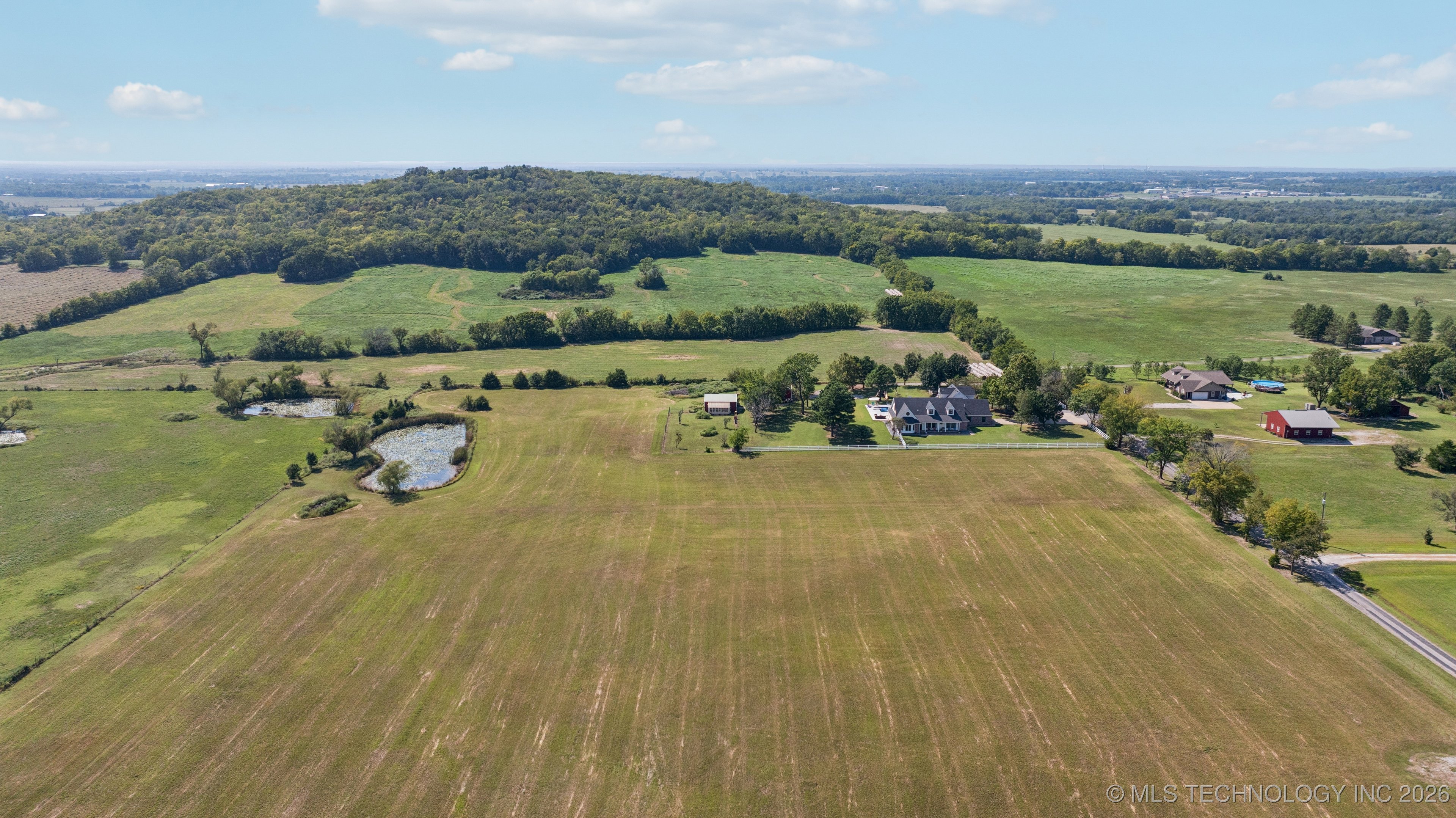 19700 E 600 Road Property Photo 96