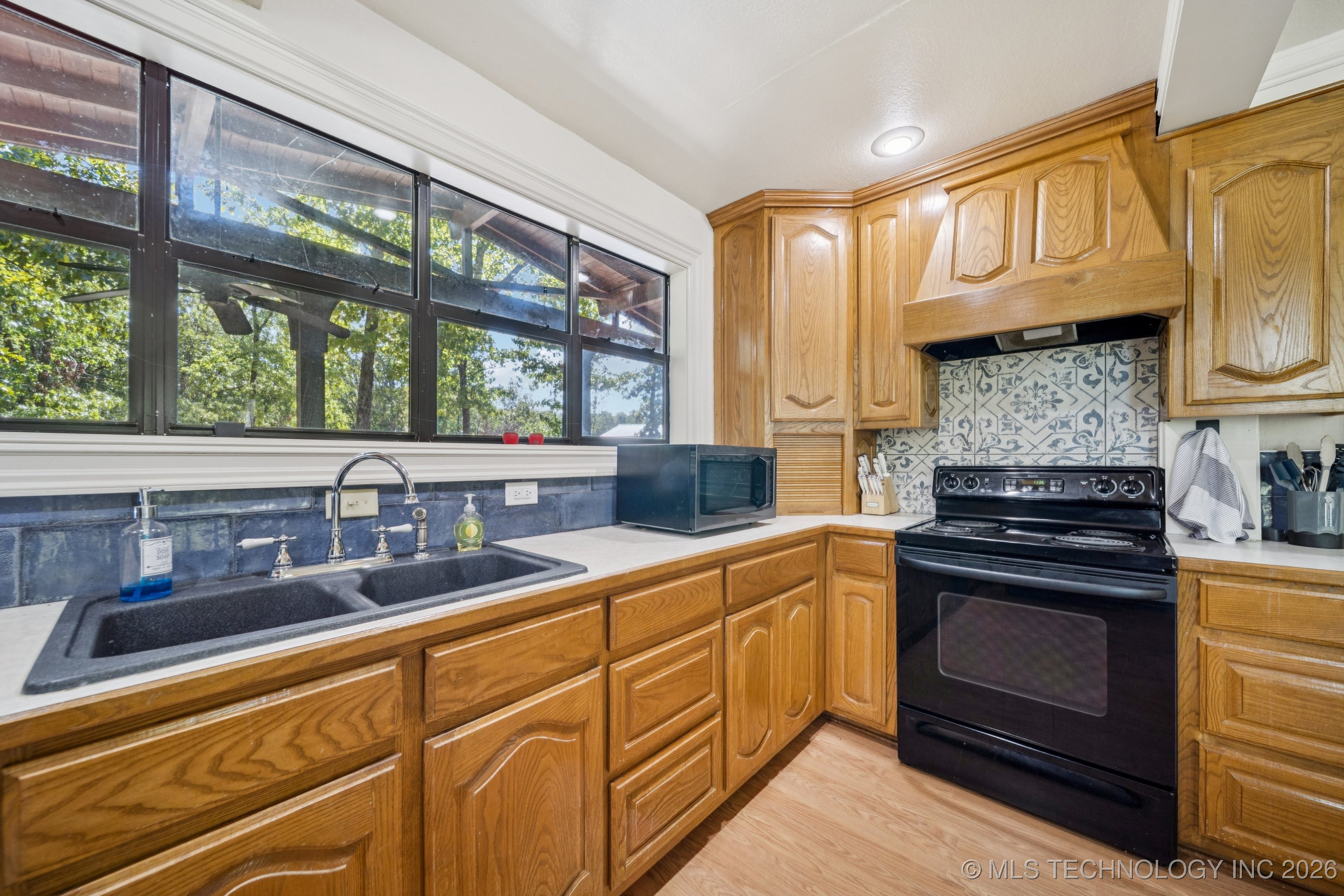 18205 W 904 Road Property Photo 14