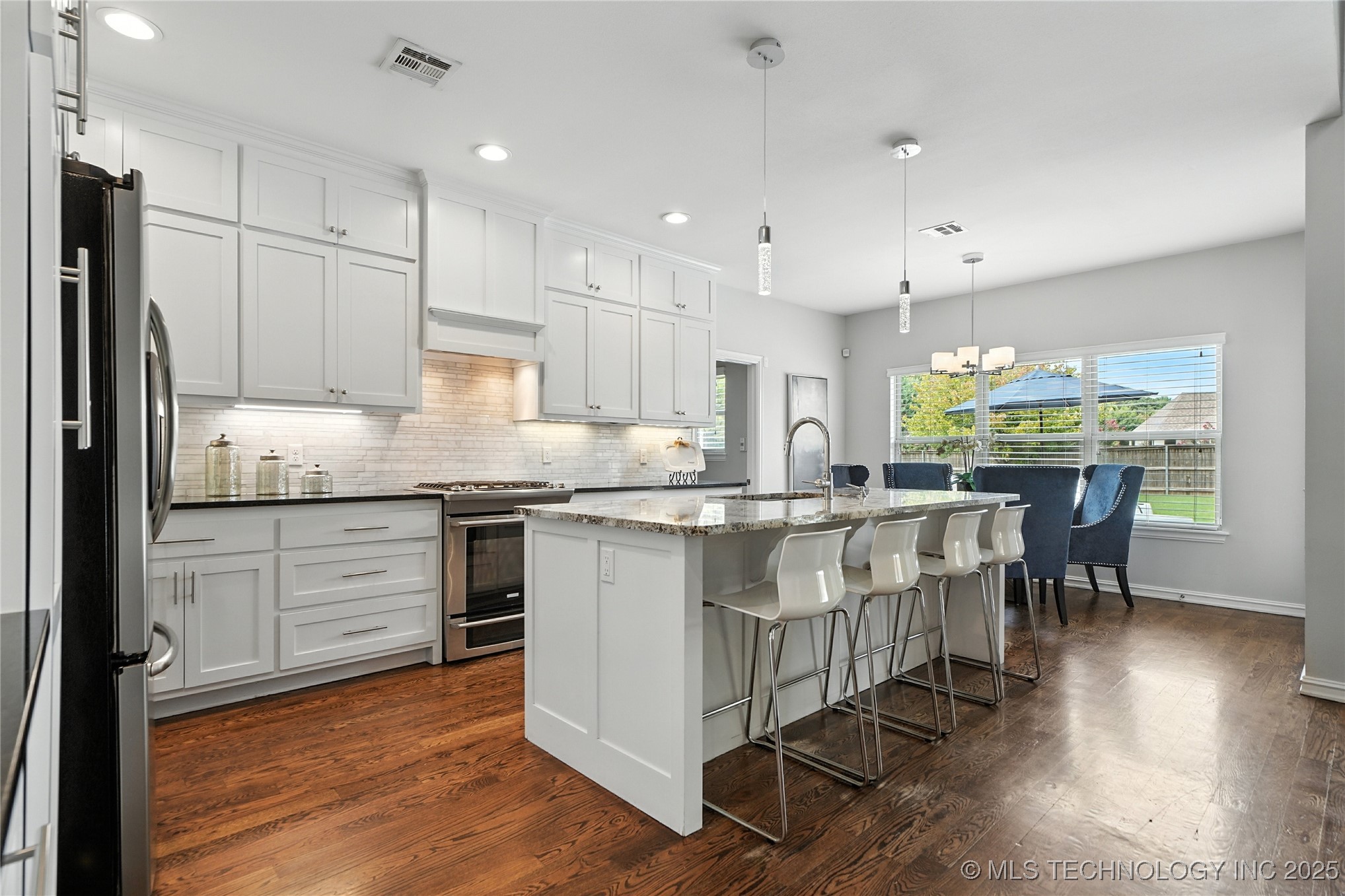 3805 E 118th Street Property Photo 8