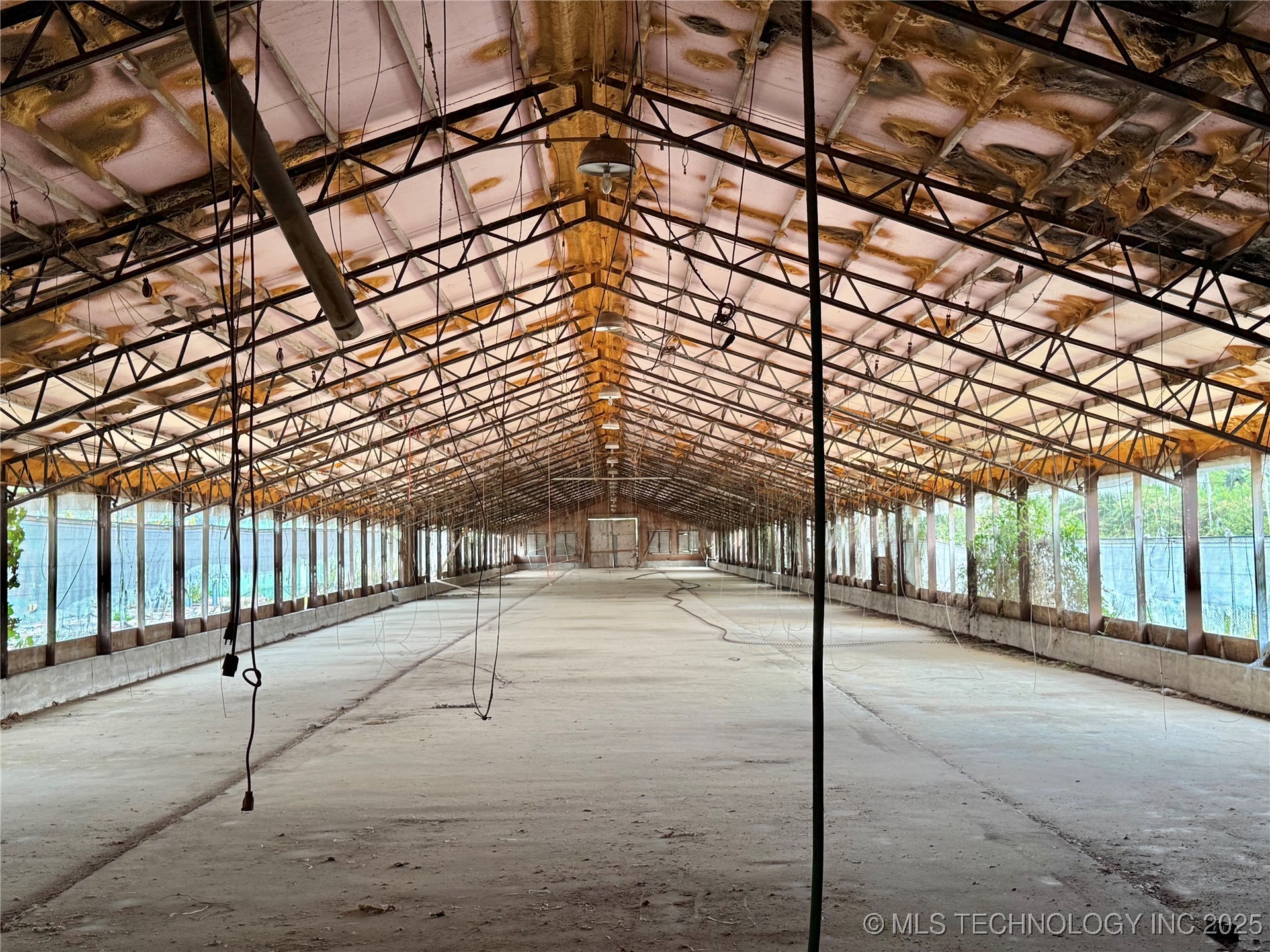 34621 S 685 Road Property Photo 4