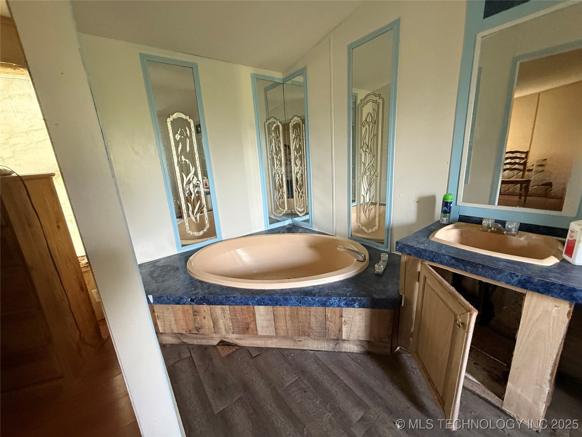 34621 S 685 Road Property Photo 23