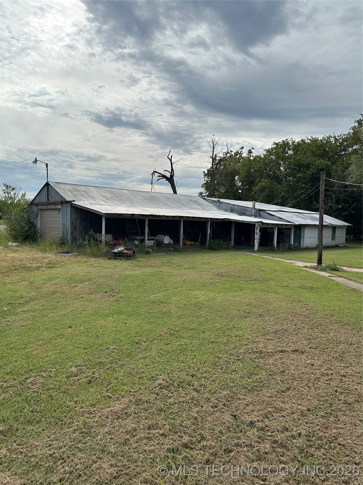 7841 N 134th East Avenue Property Photo 5