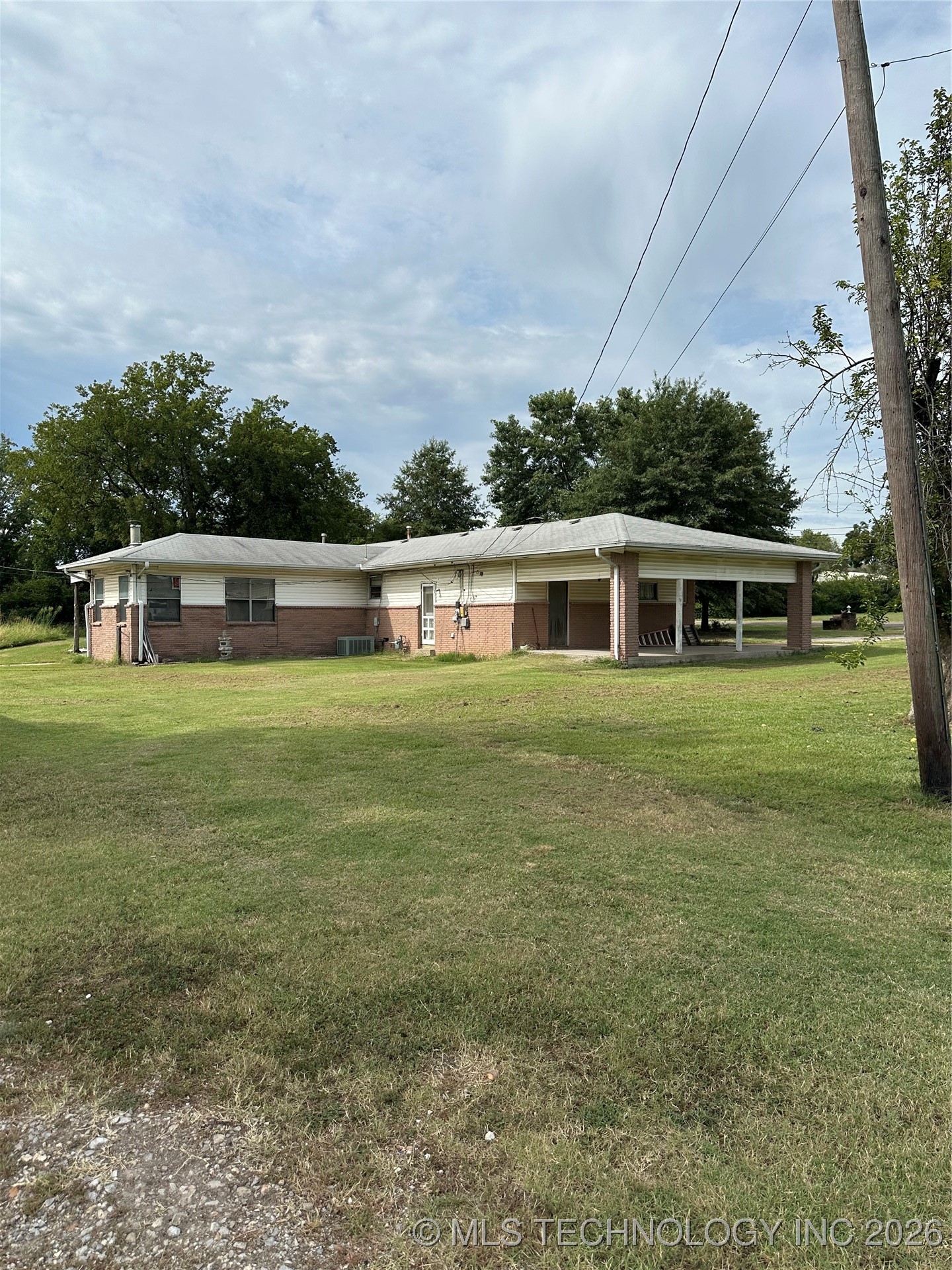 7841 N 134th East Avenue Property Photo 8