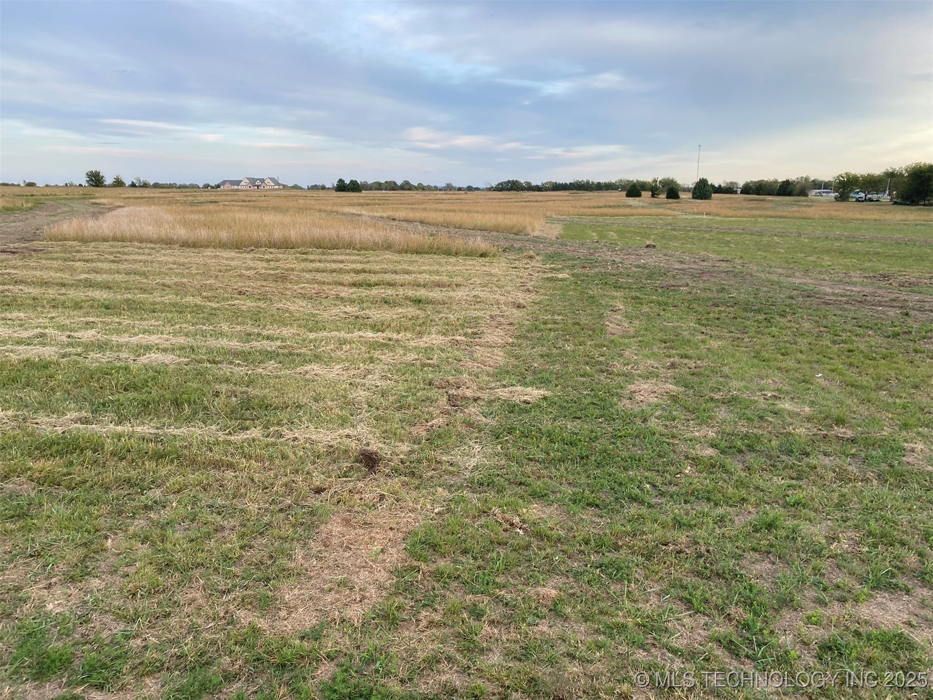 109 N Gaither Road Property Photo 7