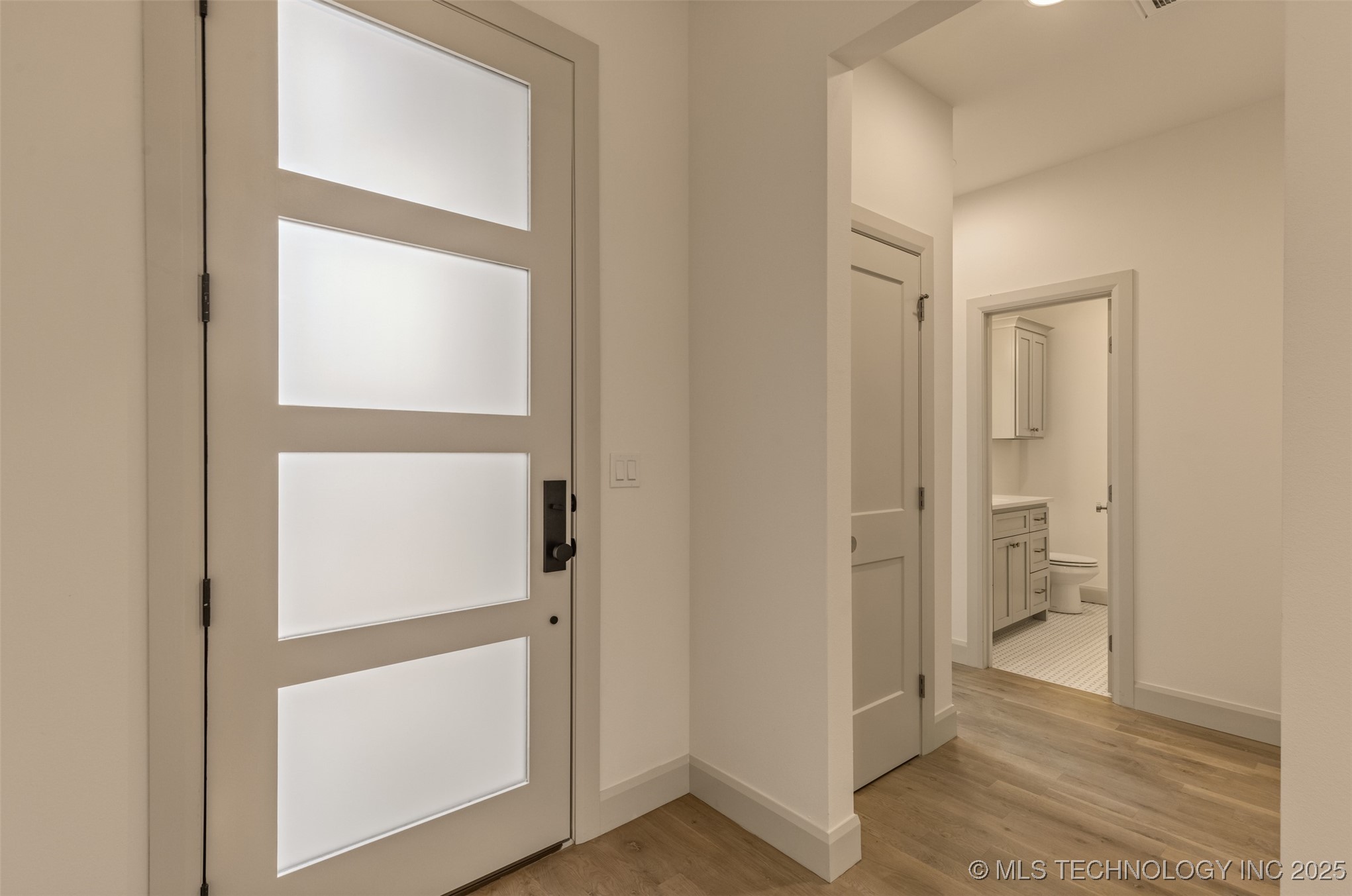 2126 E 138th Street S Property Photo 6