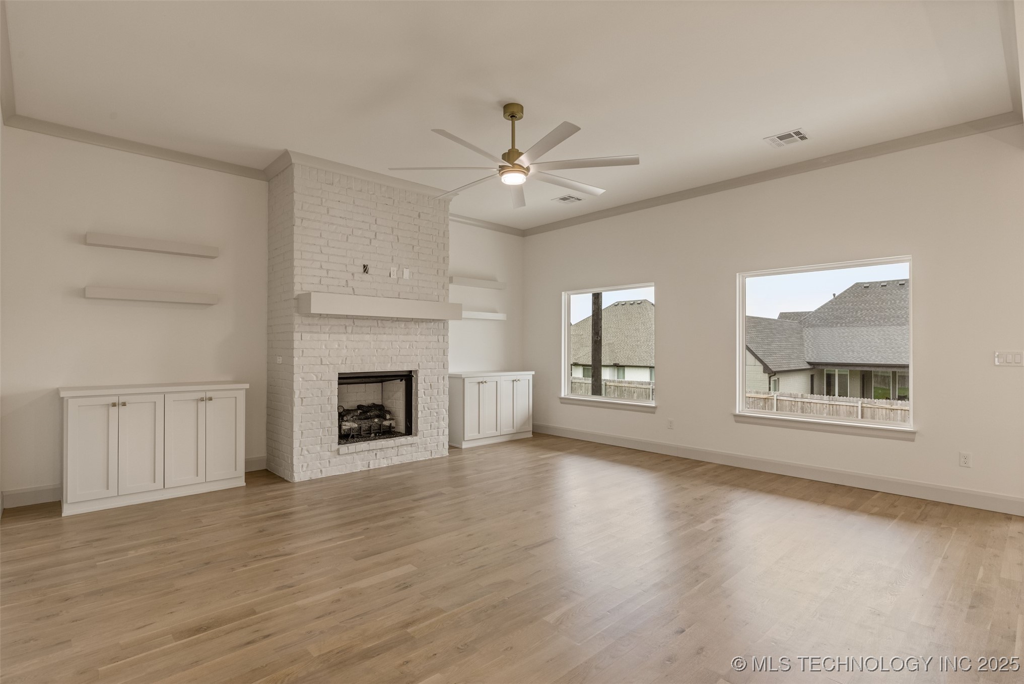 2126 E 138th Street S Property Photo 8