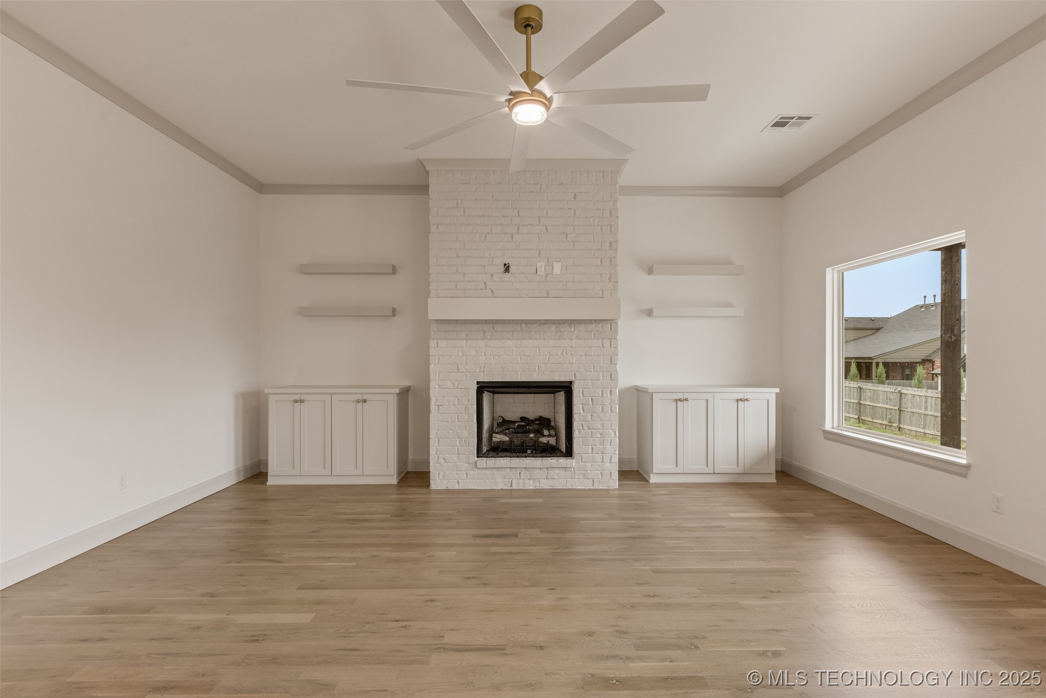 2126 E 138th Street S Property Photo 9