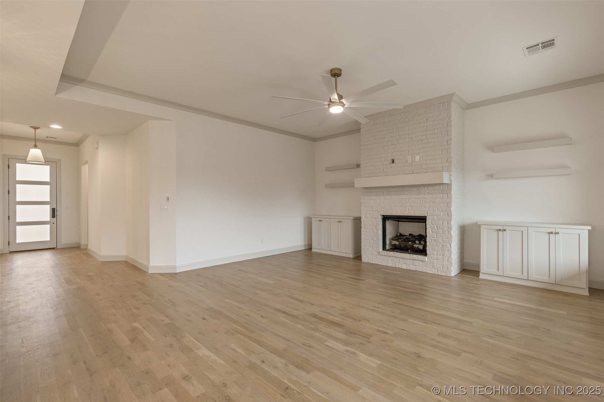 2126 E 138th Street S Property Photo 10