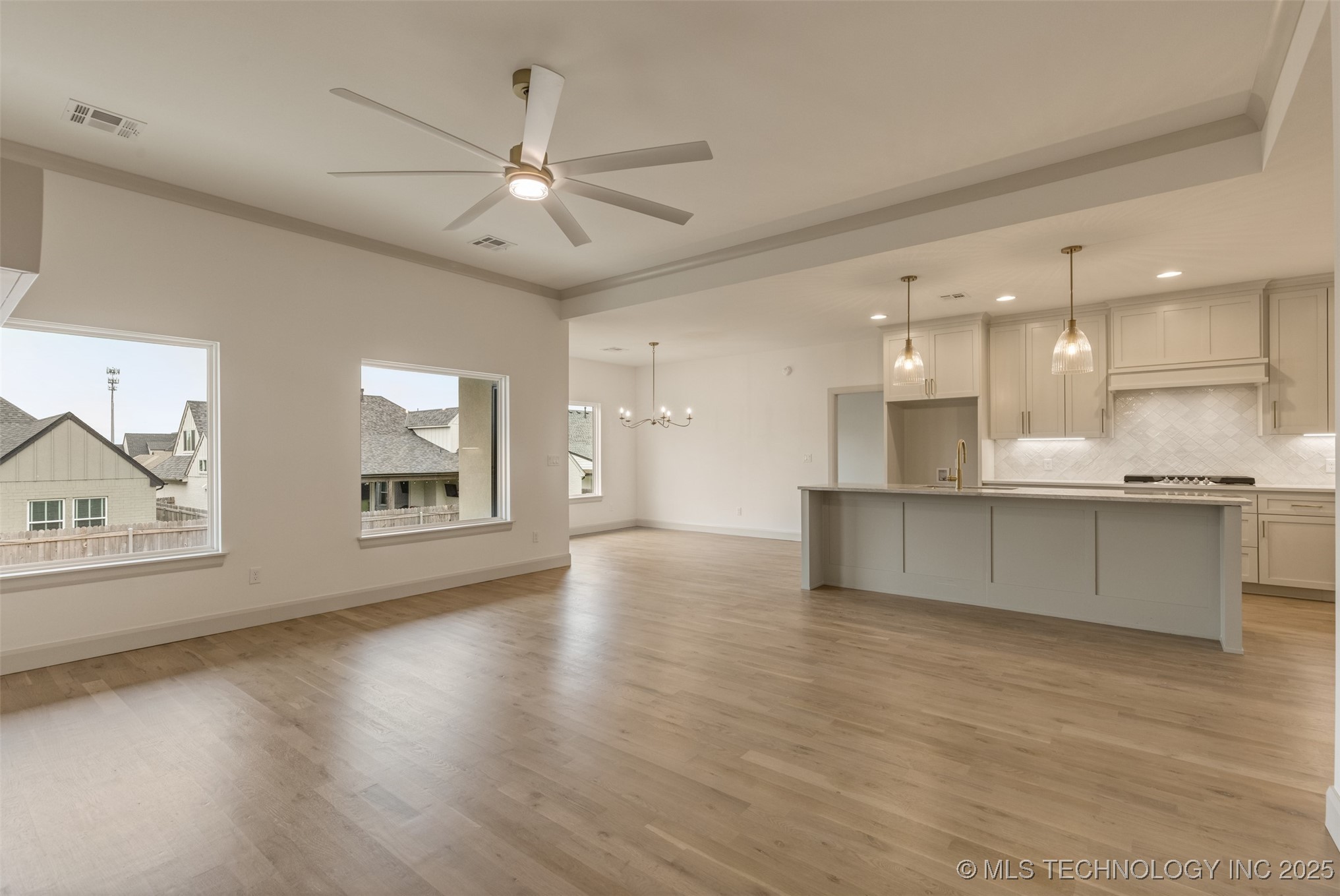 2126 E 138th Street S Property Photo 12