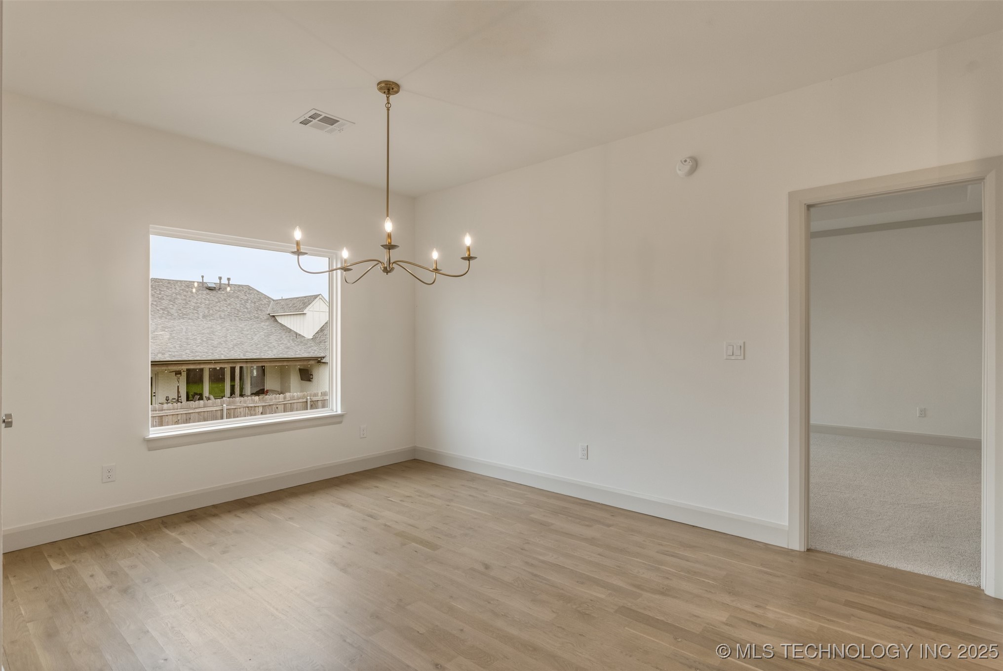 2126 E 138th Street S Property Photo 19