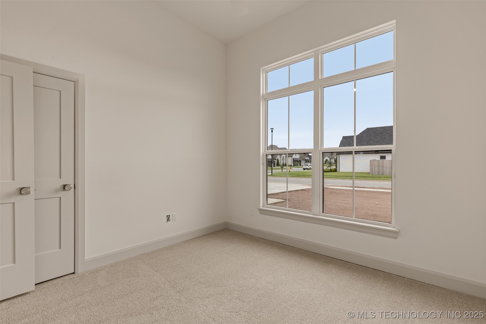 2126 E 138th Street S Property Photo 38