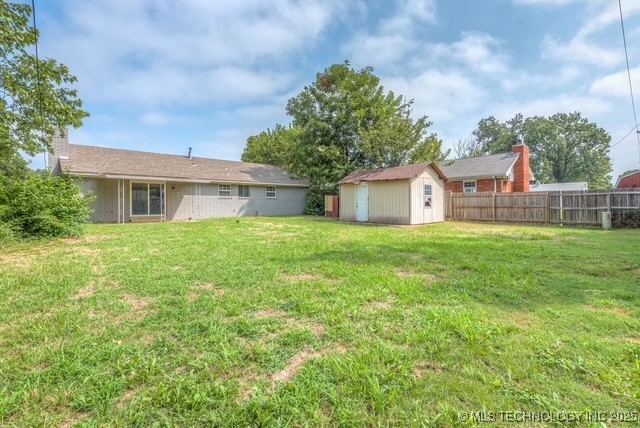 10704 E 26th Street Property Photo 18