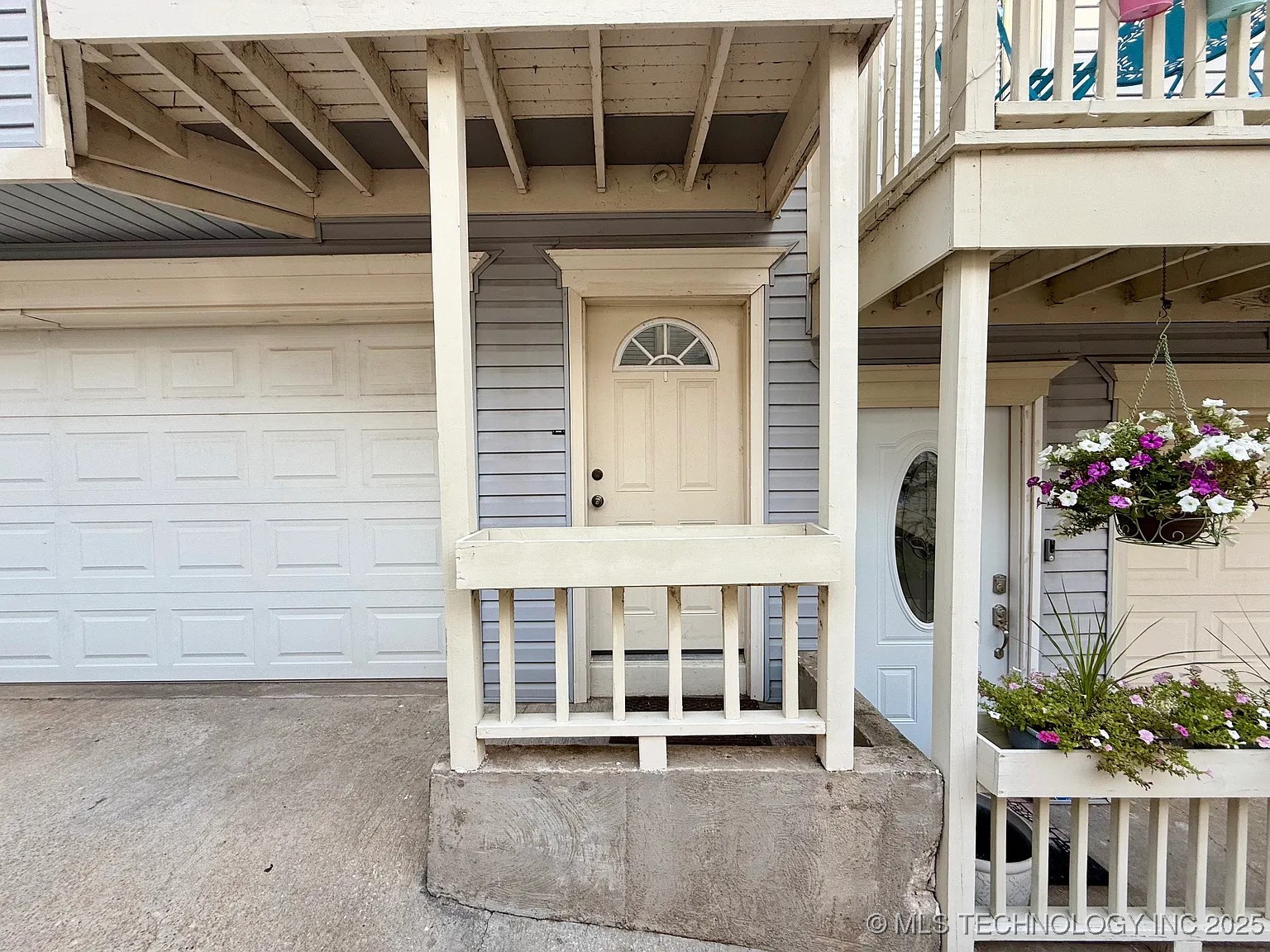 766 W 13th Street C-15 Property Photo 5