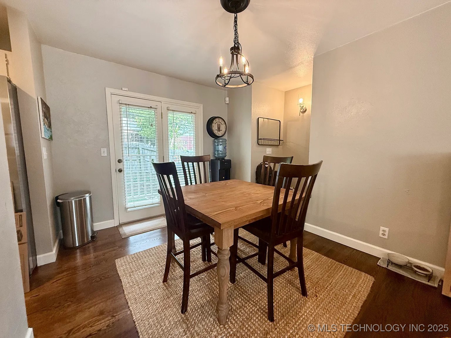 766 W 13th Street C-15 Property Photo 7