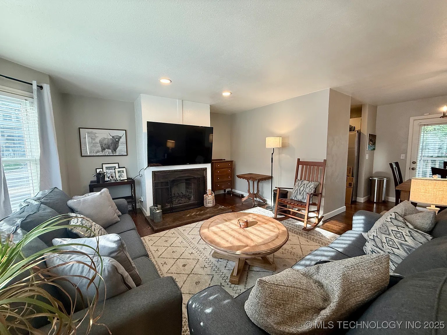 766 W 13th Street C-15 Property Photo 16