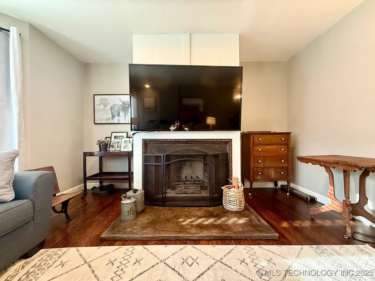 766 W 13th Street C-15 Property Photo 17