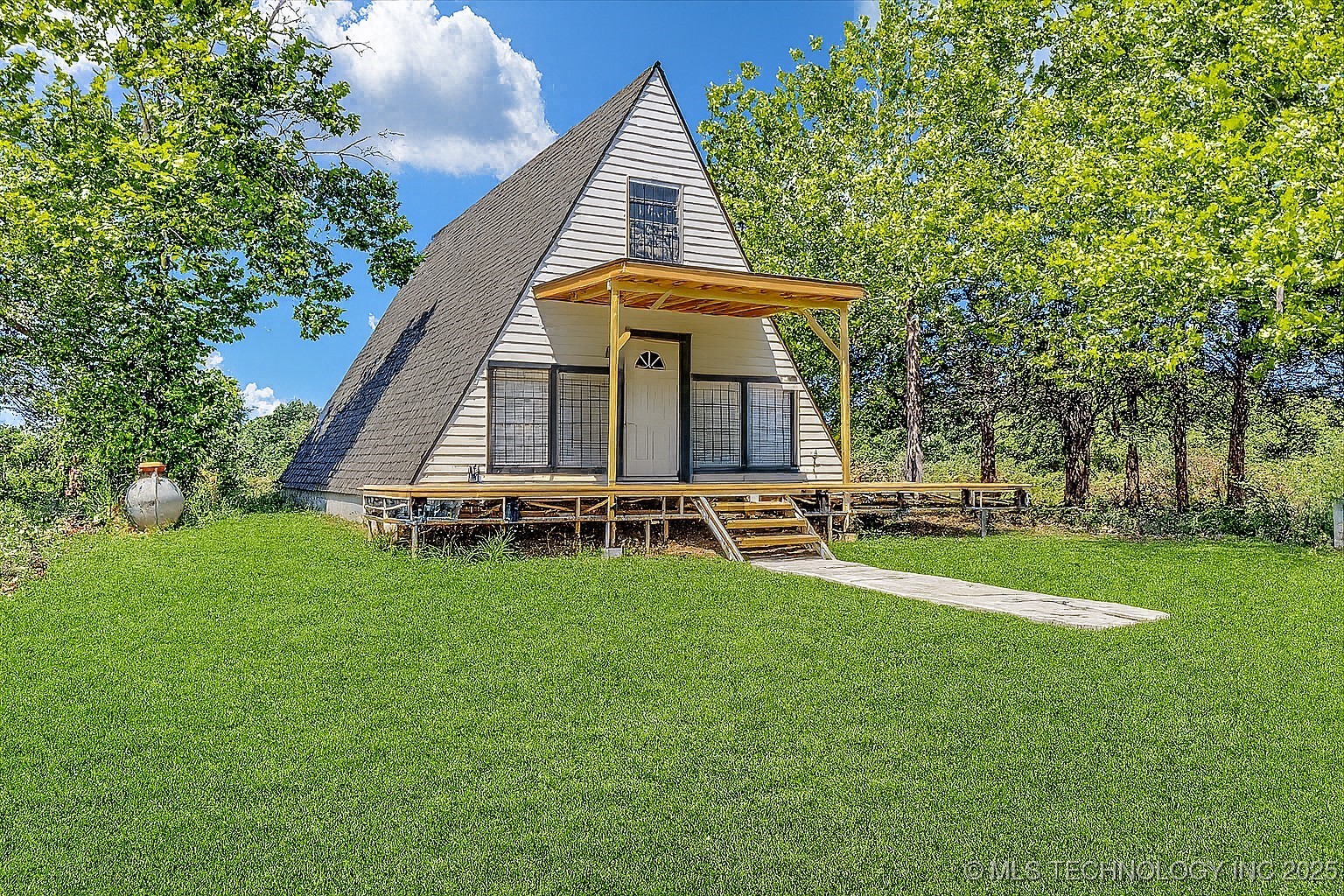 5357 Ranch Property Photo 1