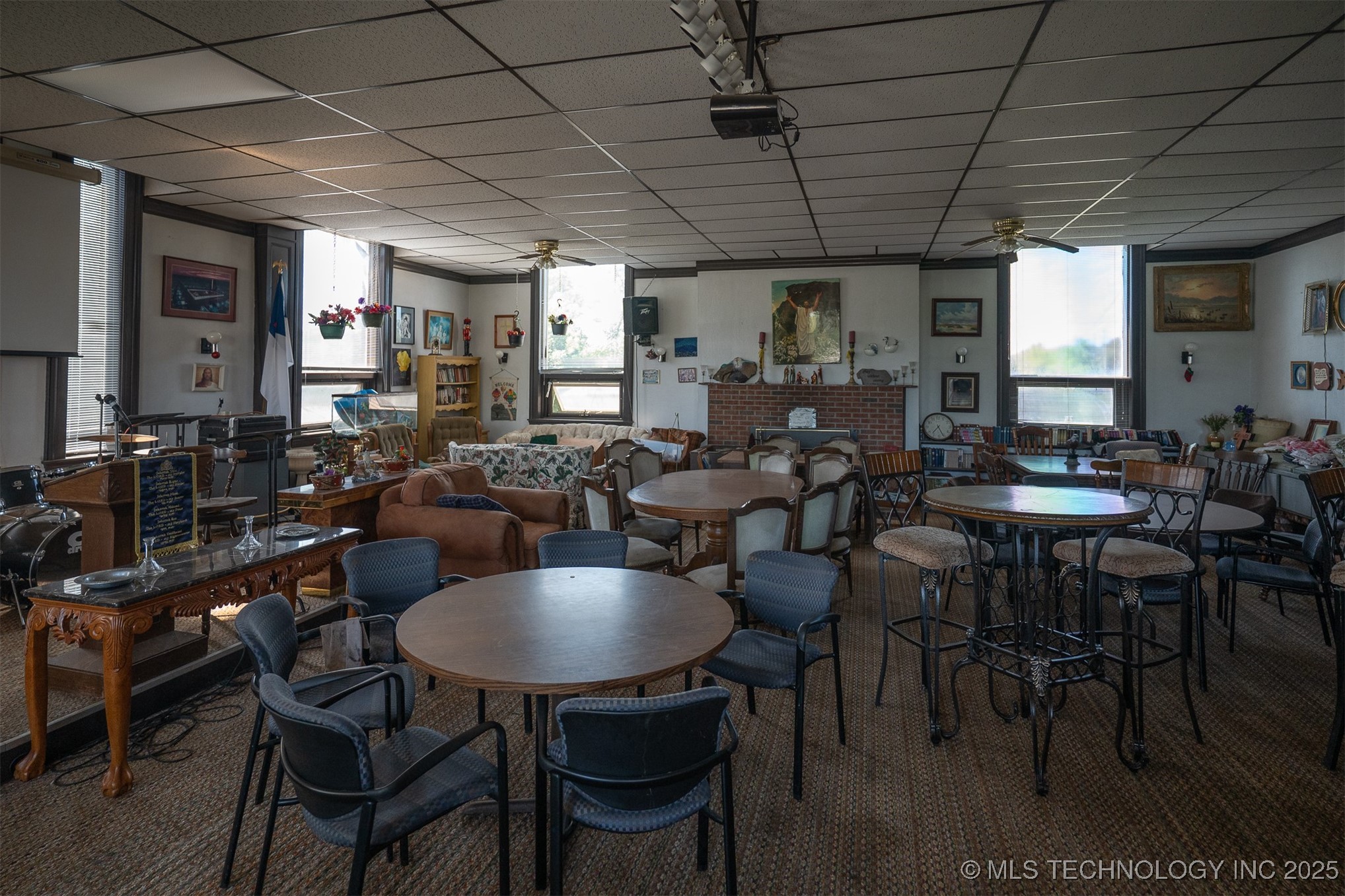 401 E Broadway Property Photo 40