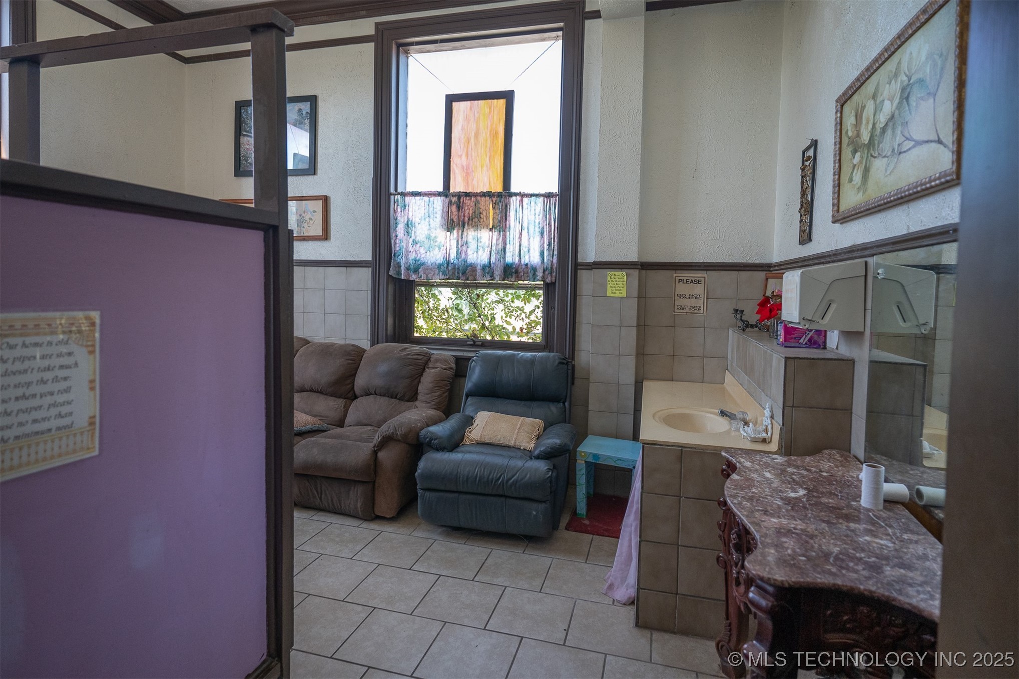 401 E Broadway Property Photo 45