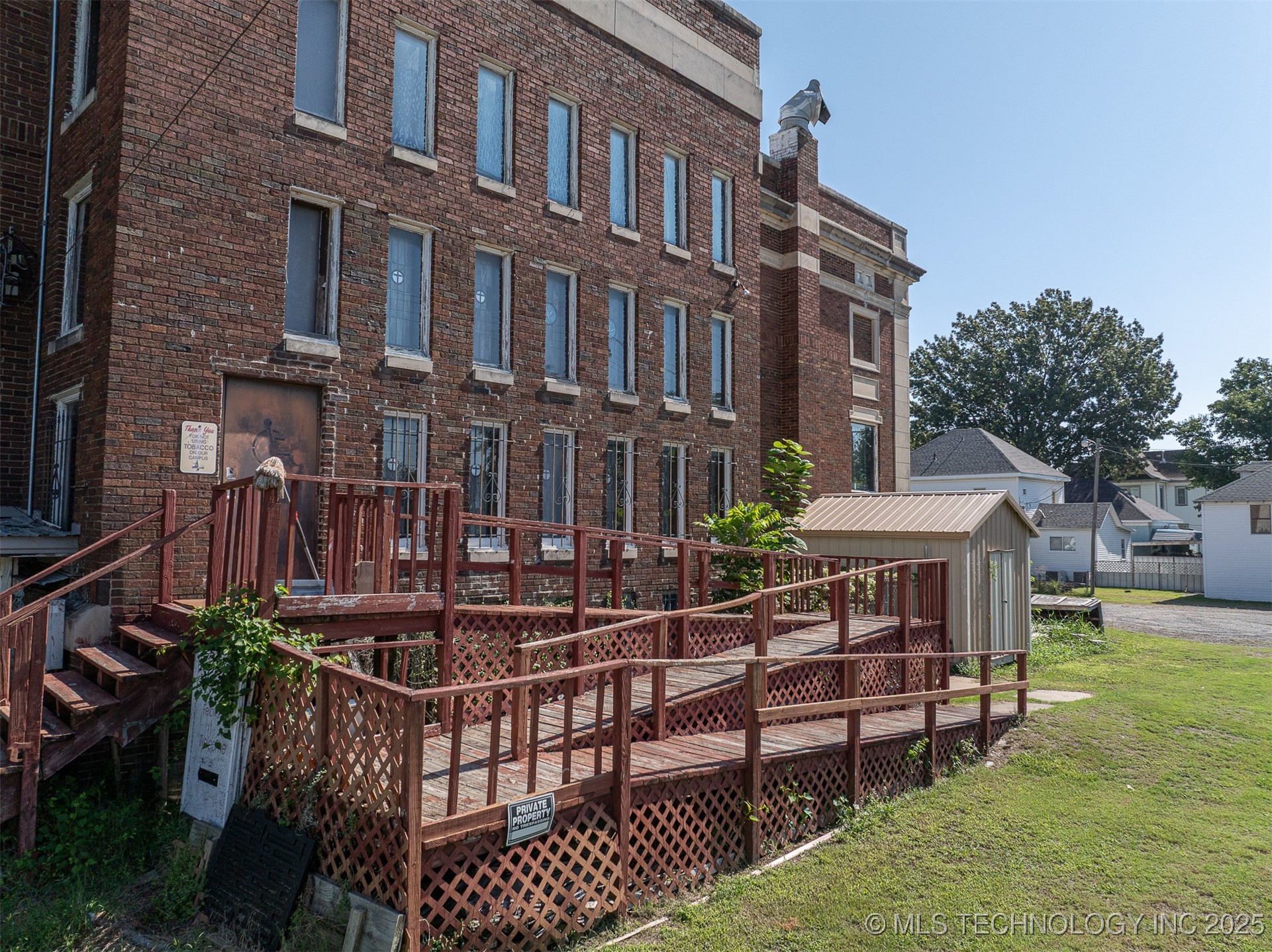 401 E Broadway Property Photo 48