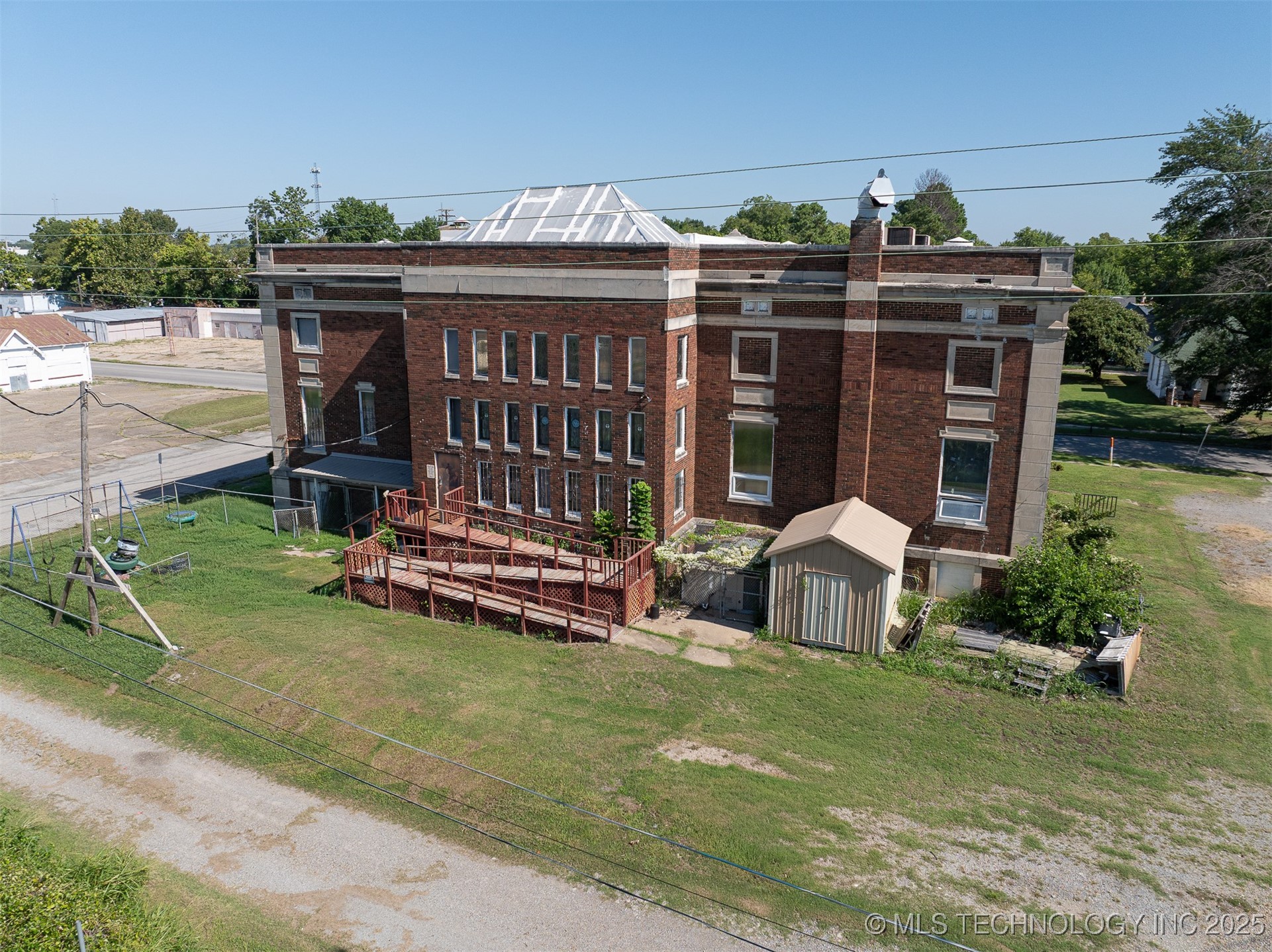 401 E Broadway Property Photo 53