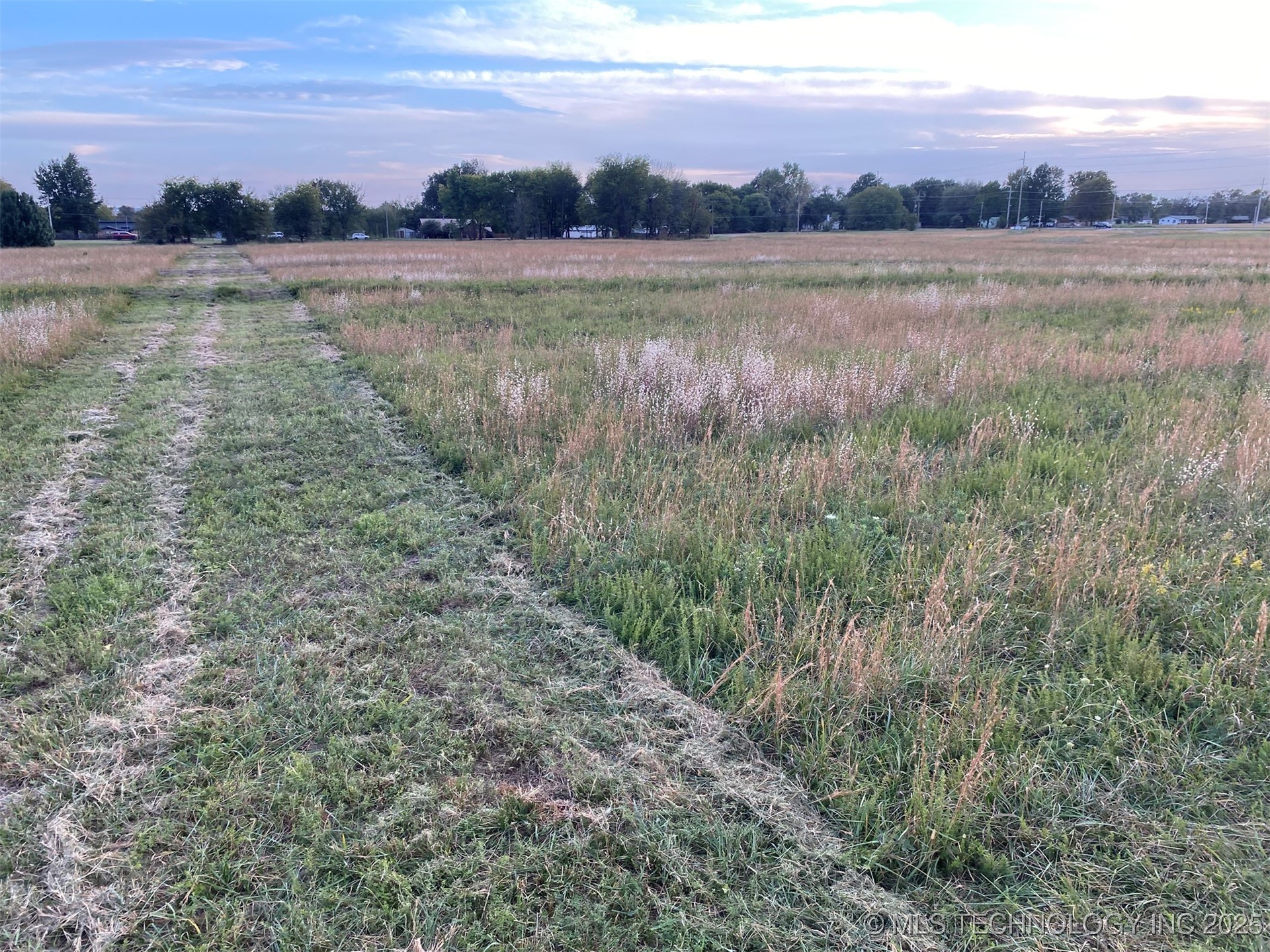 199 N Gaither Road Property Photo 1