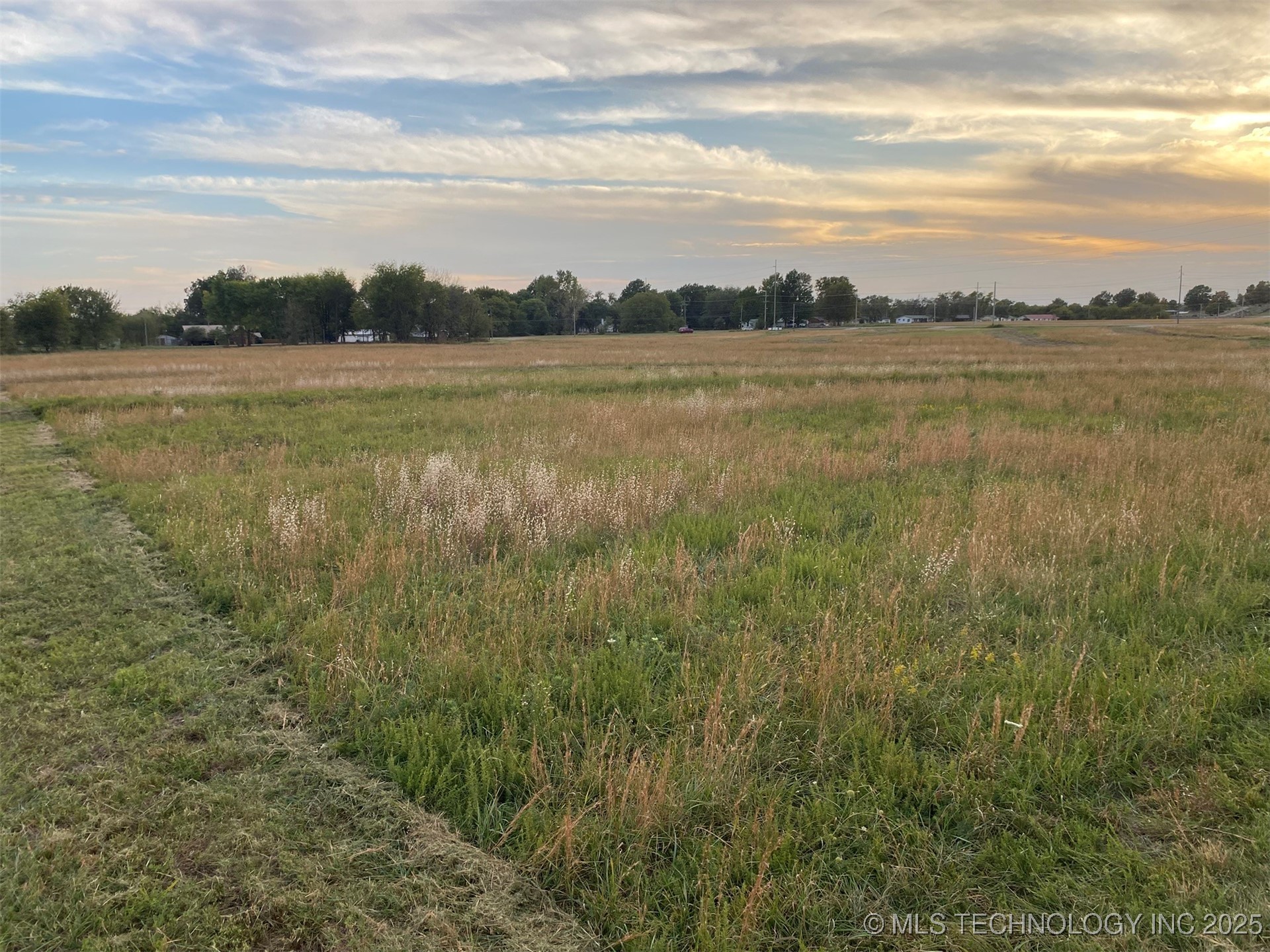 199 N Gaither Road Property Photo 4