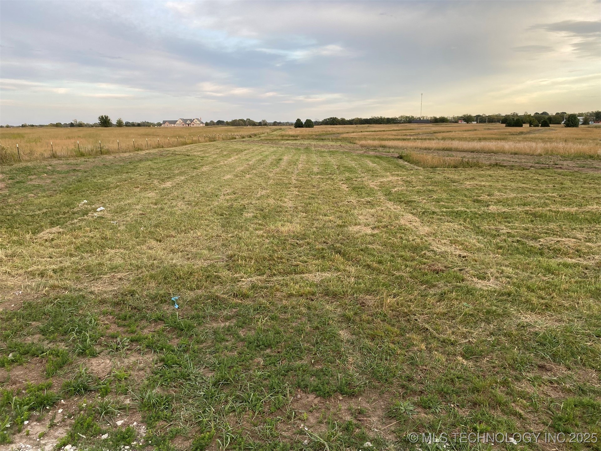 199 N Gaither Road Property Photo 6