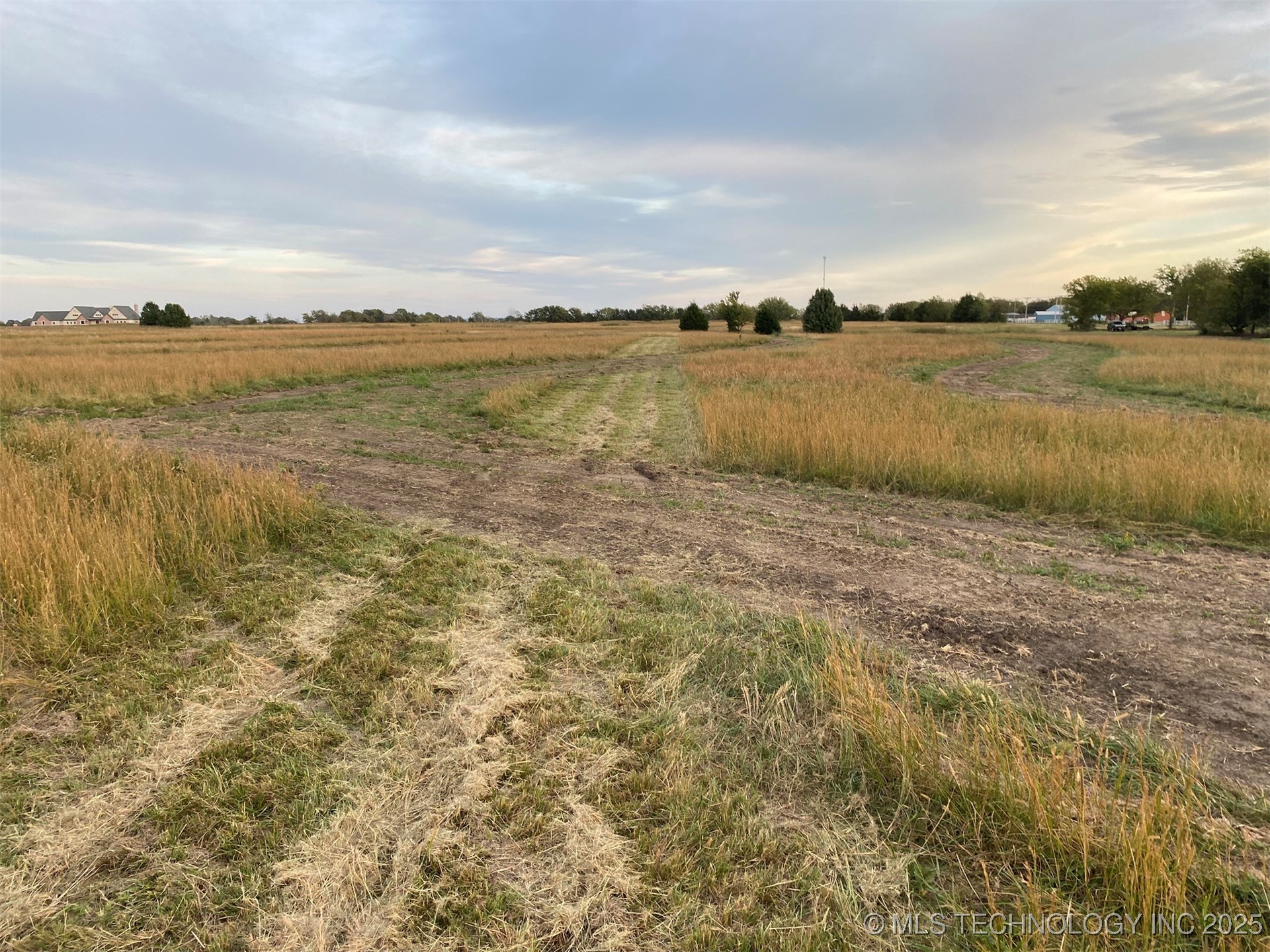 199 N Gaither Road Property Photo 9