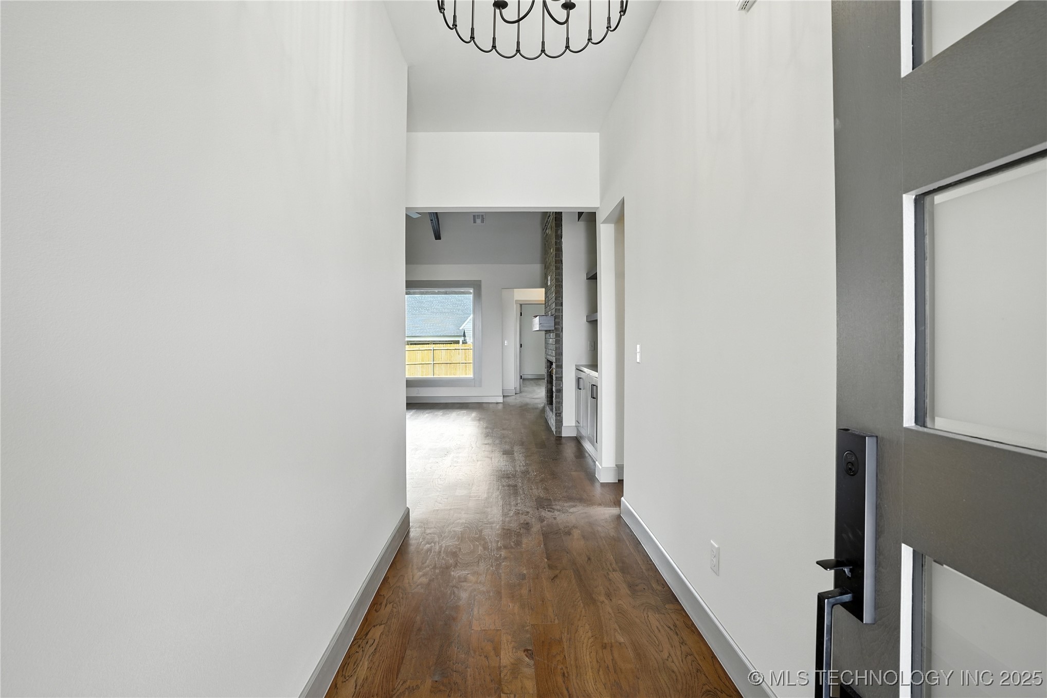 13656 S 21st Street E Property Photo 3