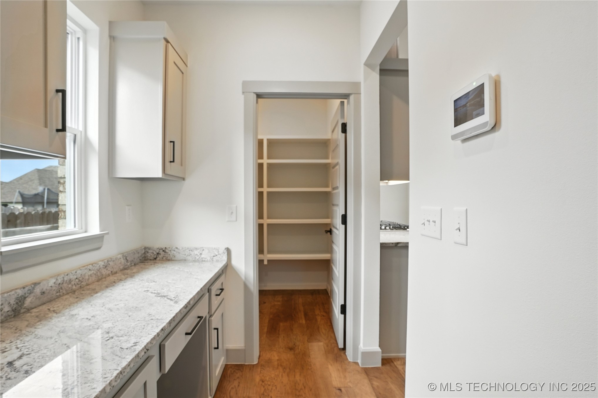 13656 S 21st Street E Property Photo 11