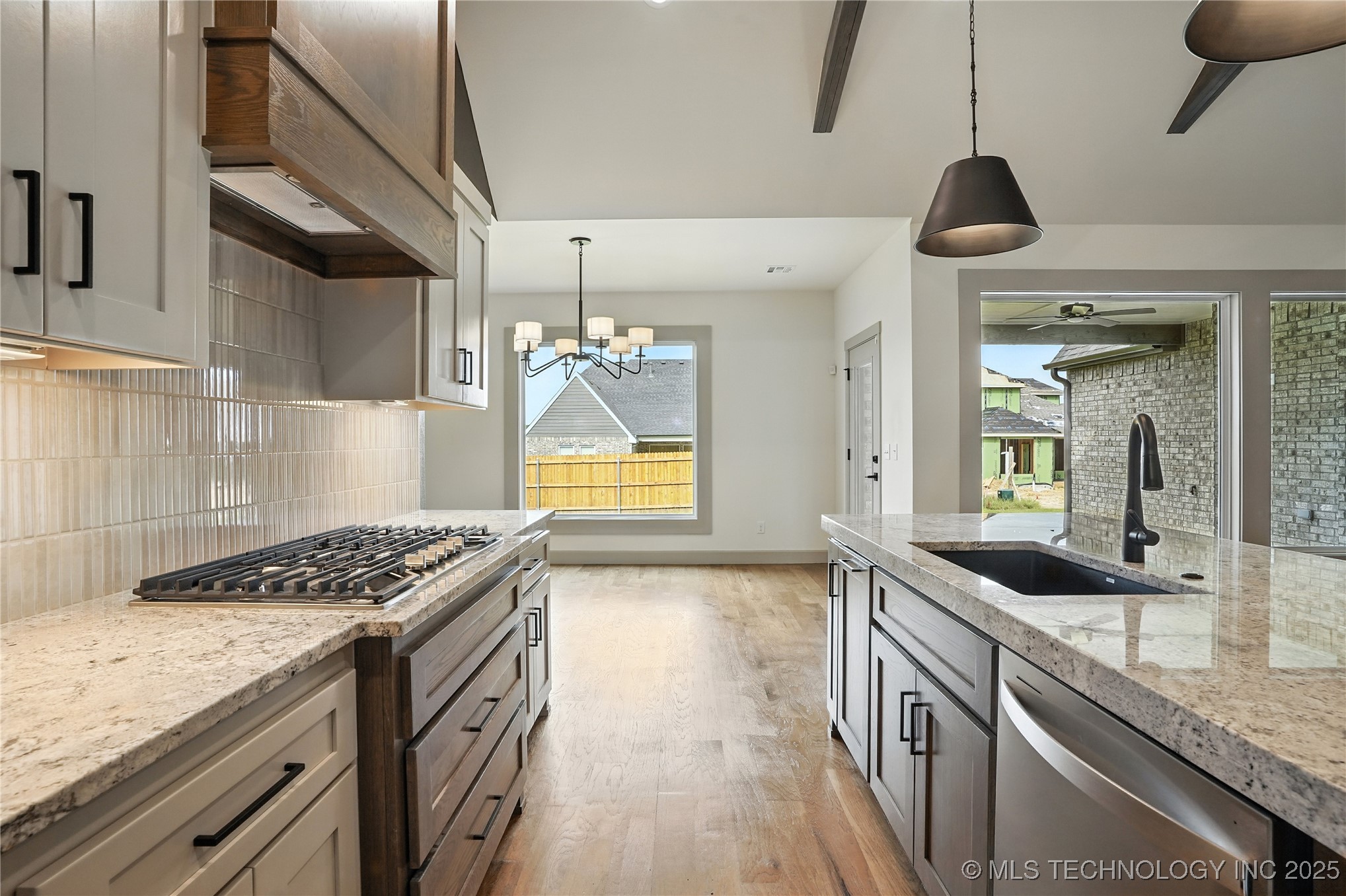 13656 S 21st Street E Property Photo 14