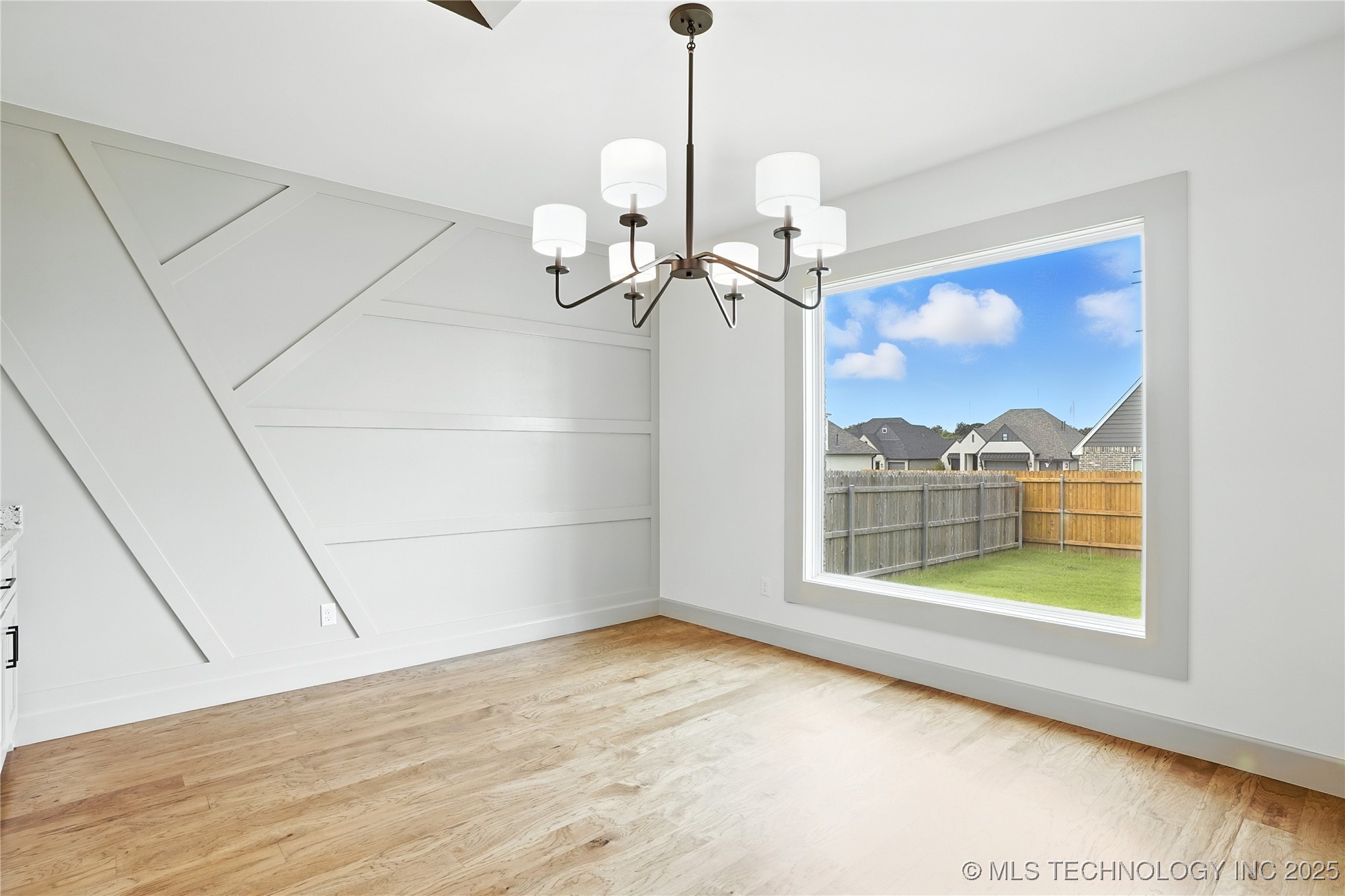 13656 S 21st Street E Property Photo 16