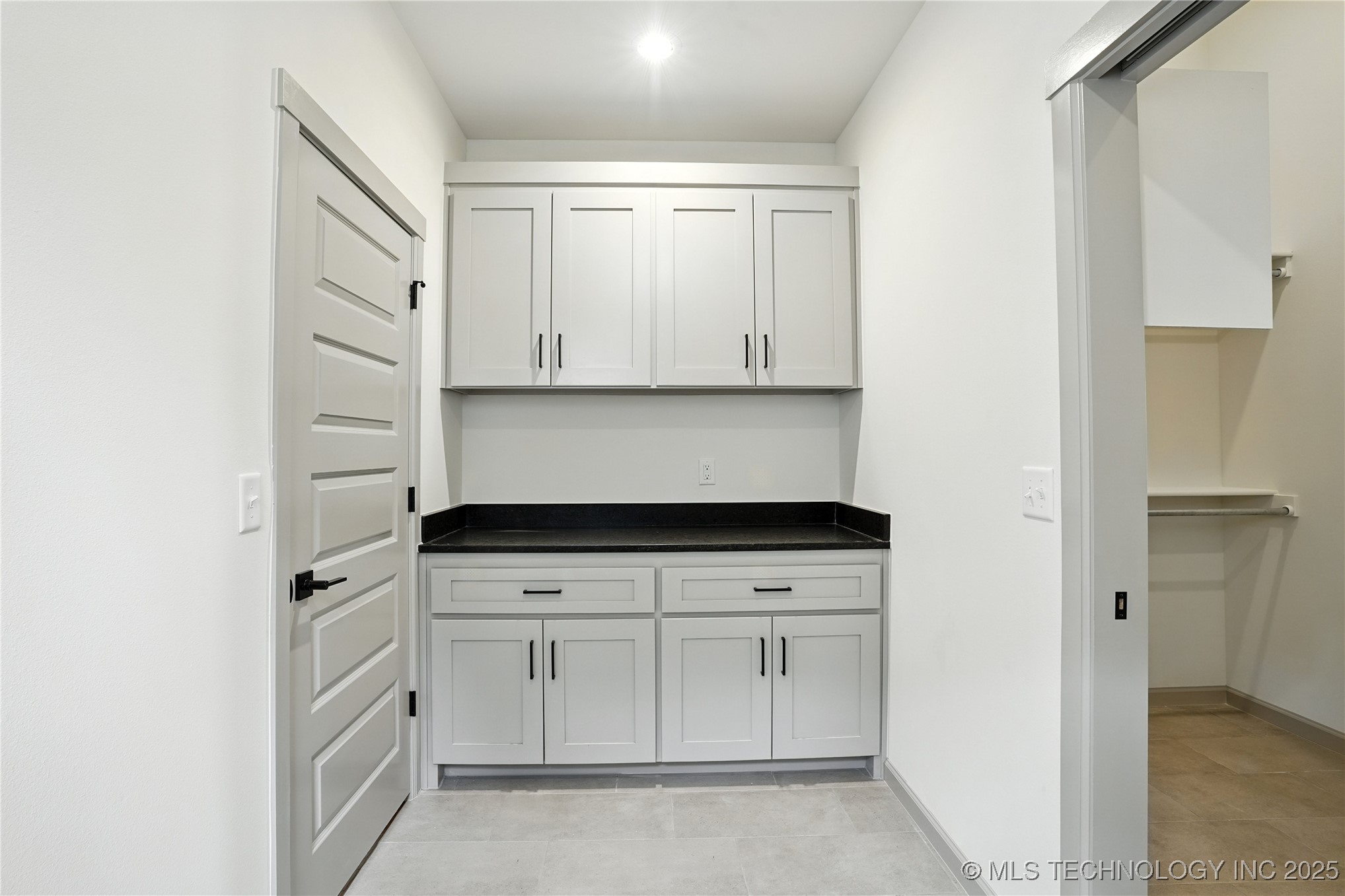 13656 S 21st Street E Property Photo 30