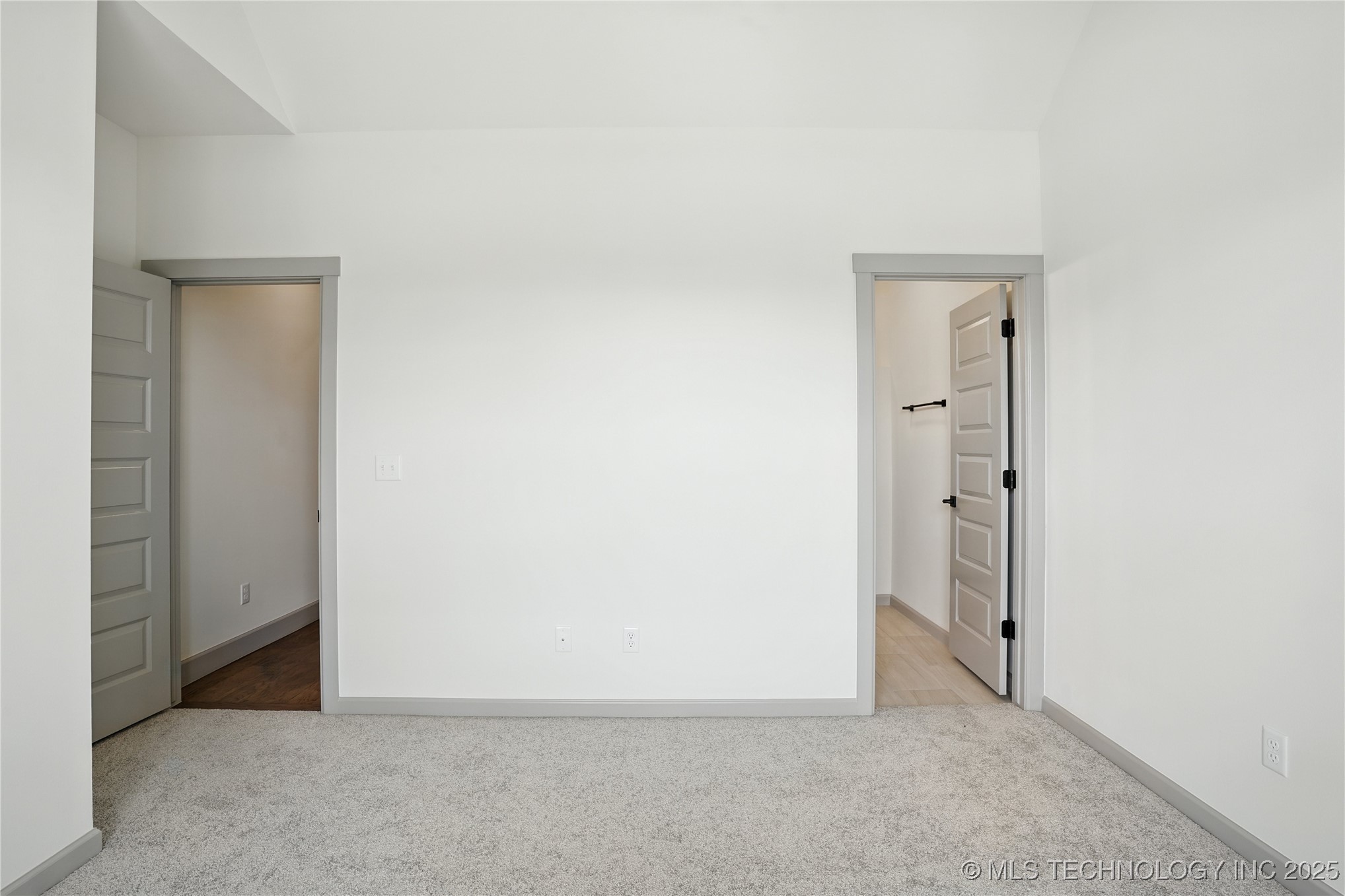 13656 S 21st Street E Property Photo 34