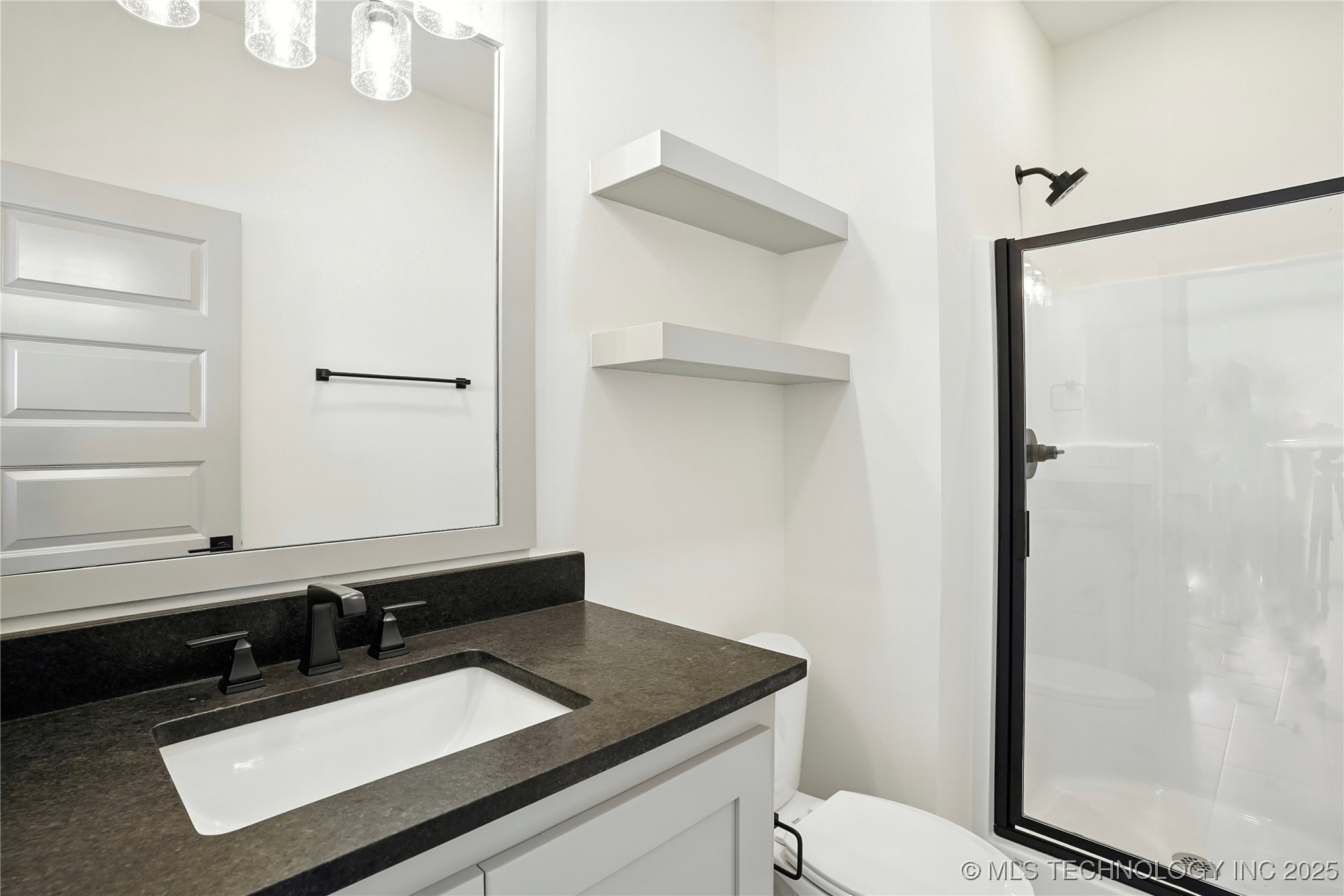 13656 S 21st Street E Property Photo 35