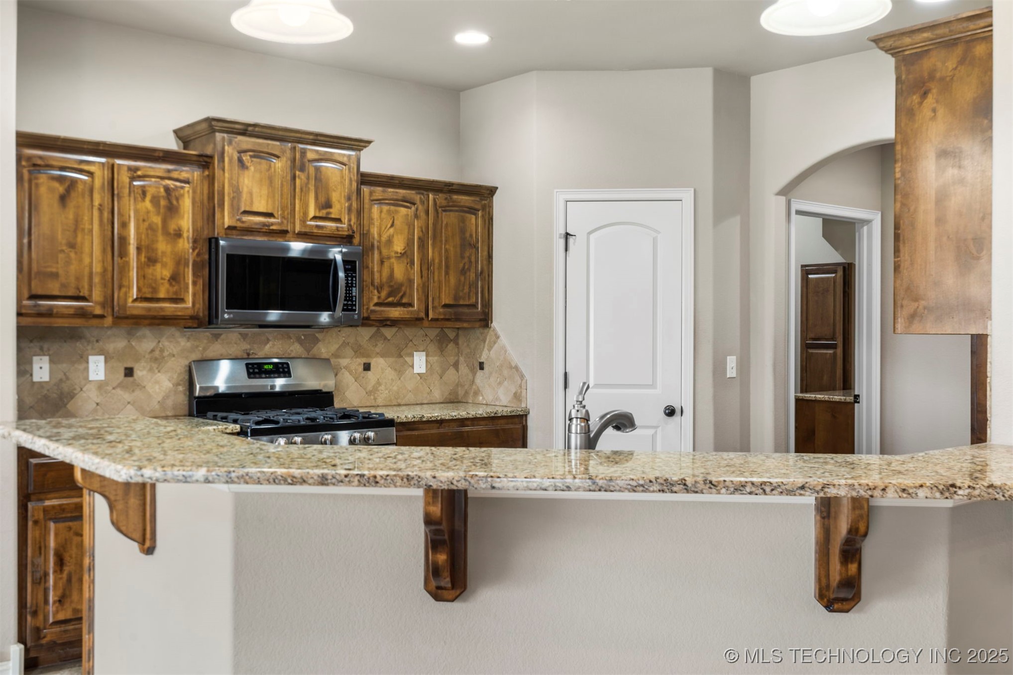 9408 N 96th East Avenue Property Photo 16