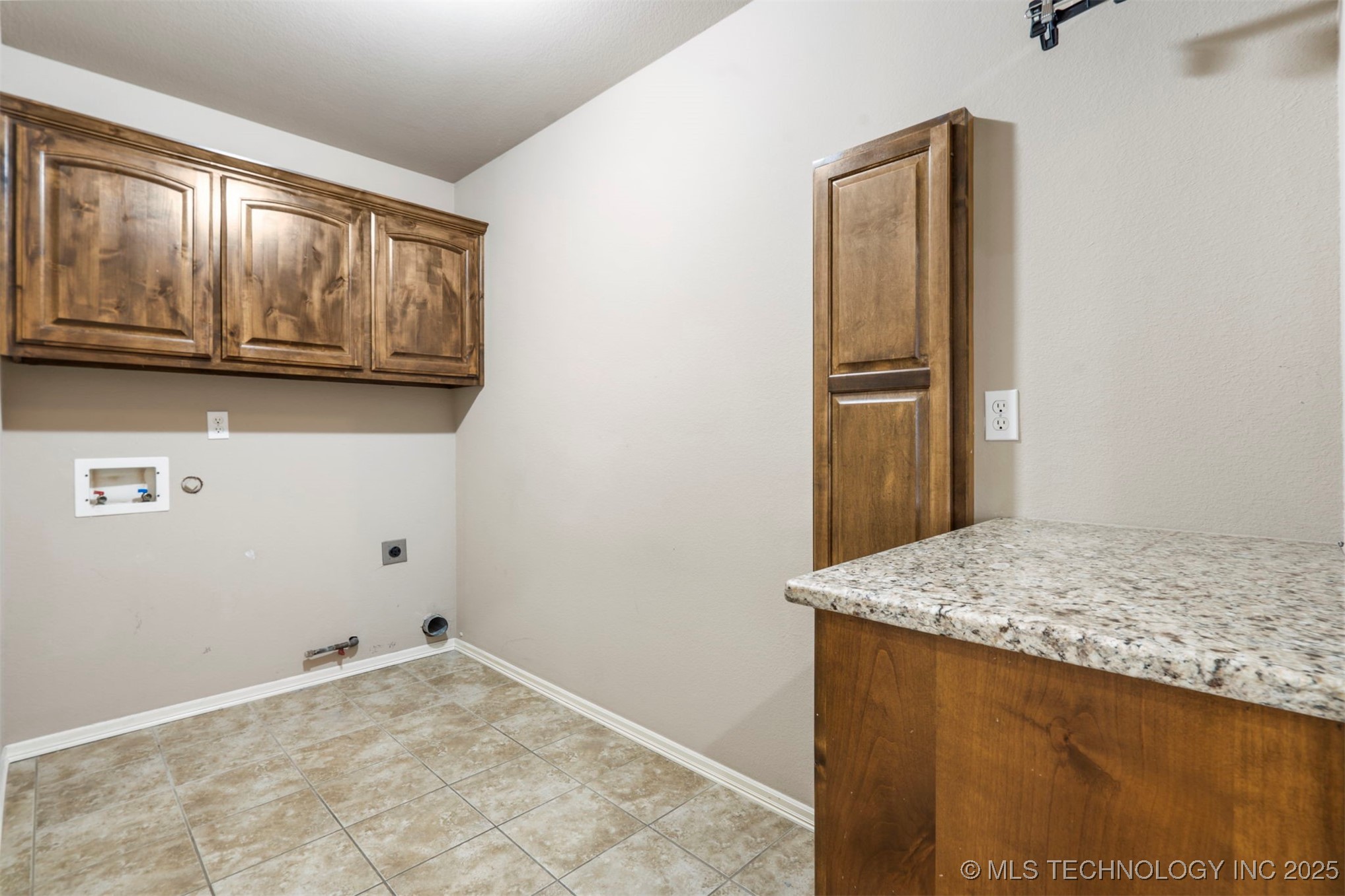 9408 N 96th East Avenue Property Photo 34