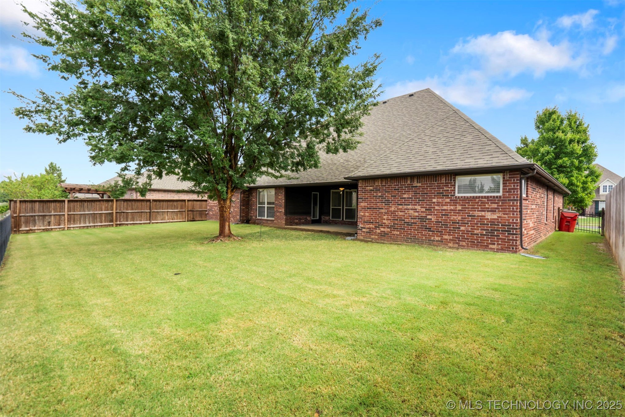 9408 N 96th East Avenue Property Photo 37