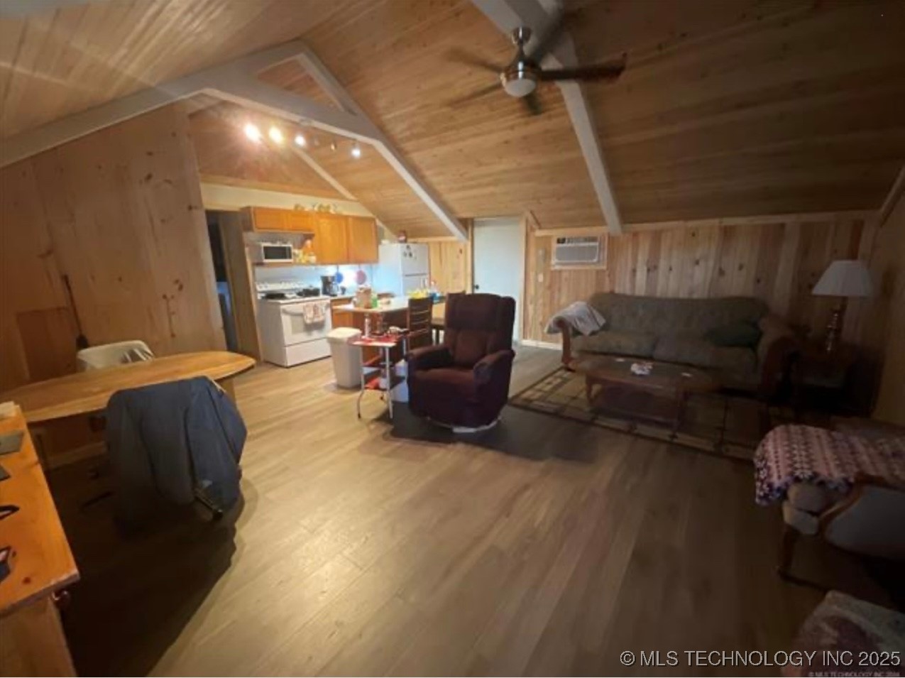 5837 County Road 375 Road Property Photo 6