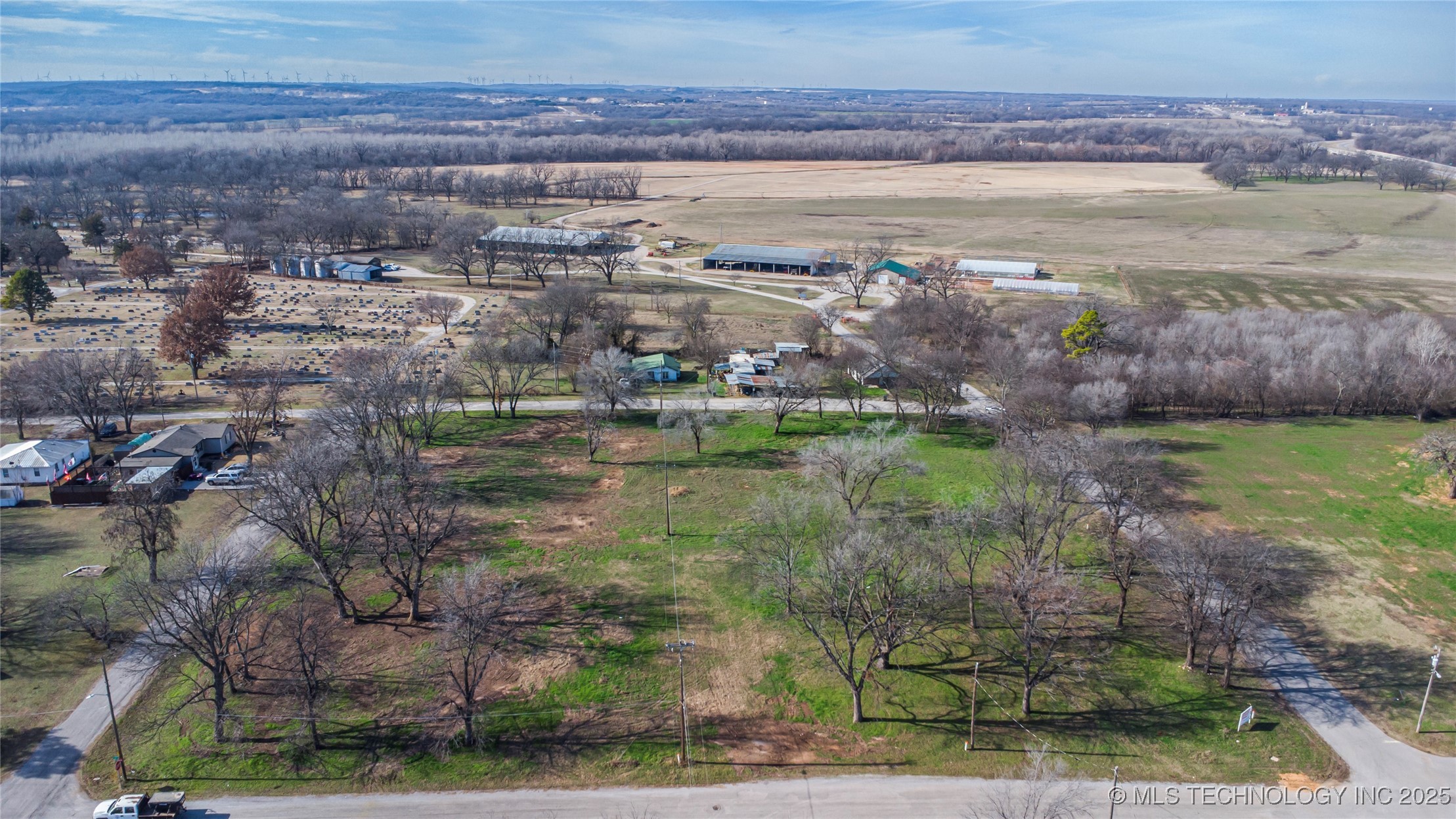 101 E Street Property Photo 4