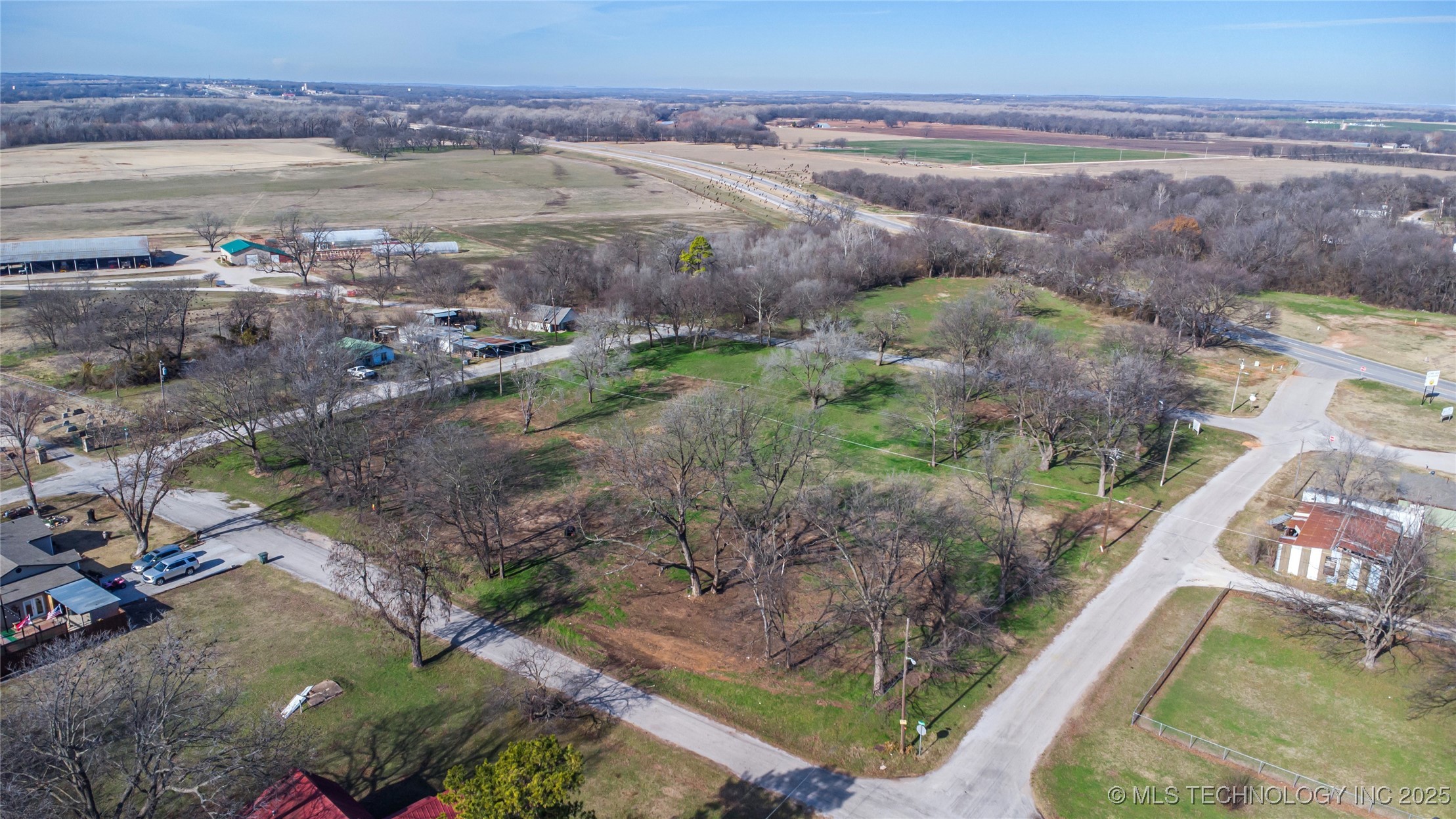 101 E Street Property Photo 5