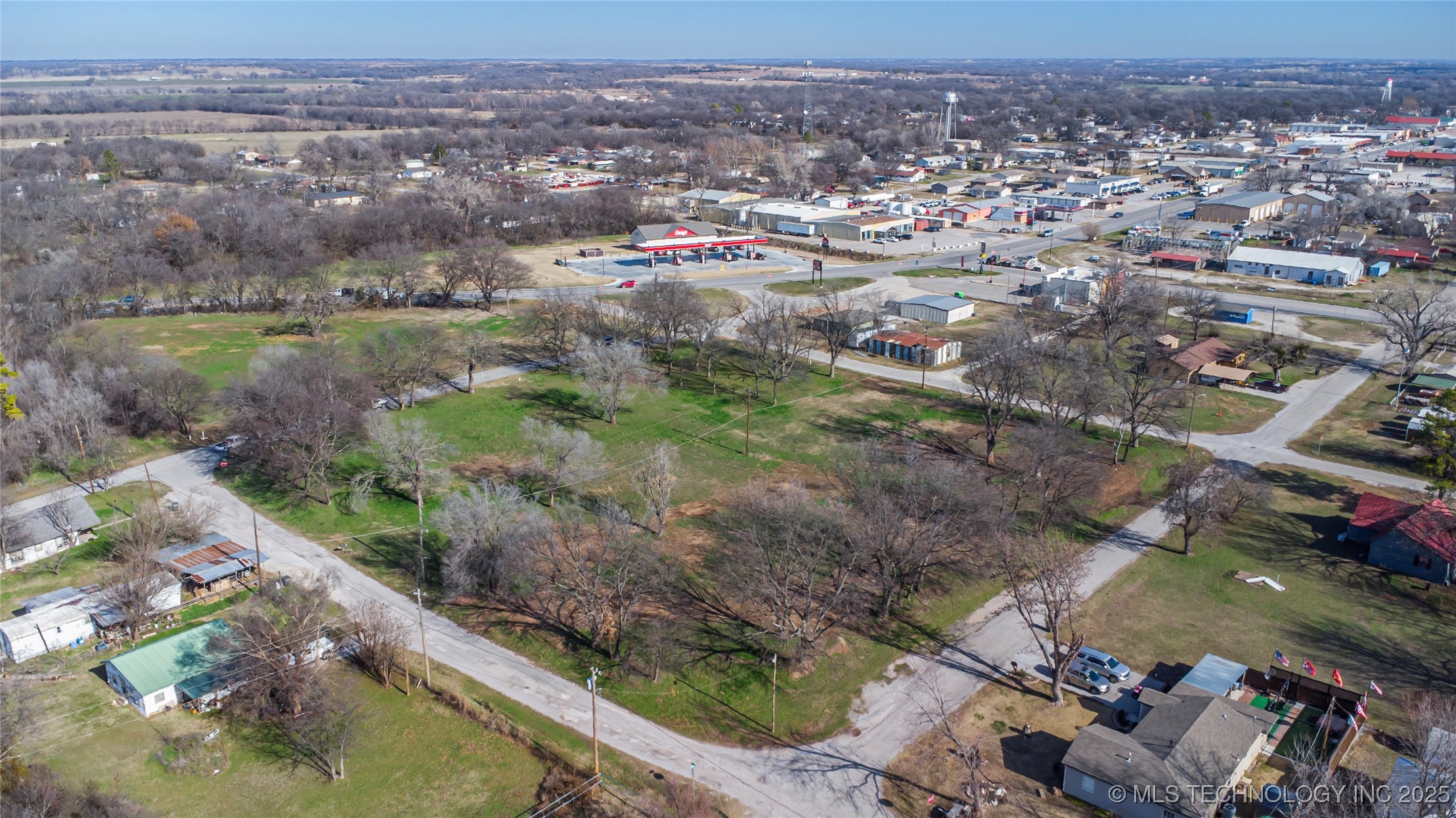 101 E Street Property Photo 6