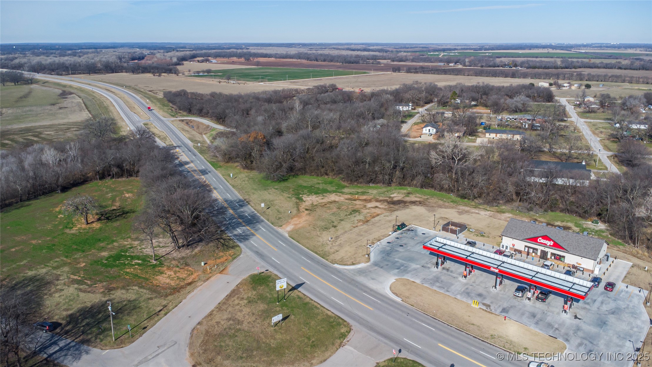 101 E Street Property Photo 10