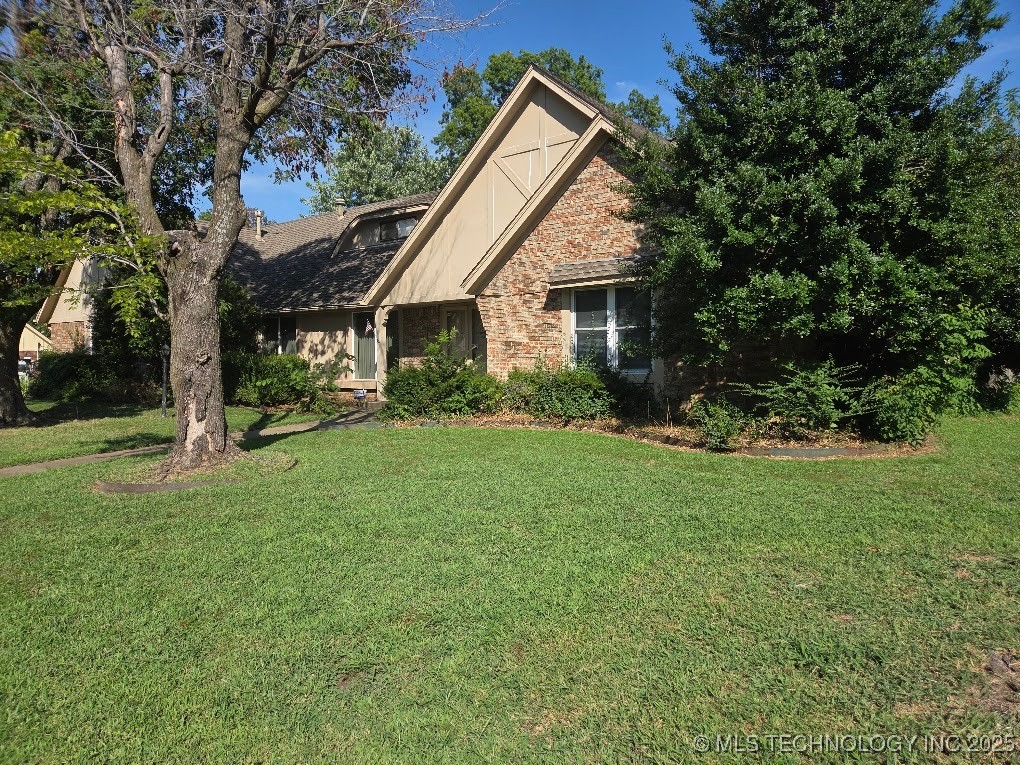 6307 S 72nd East Avenue E Property Photo 5