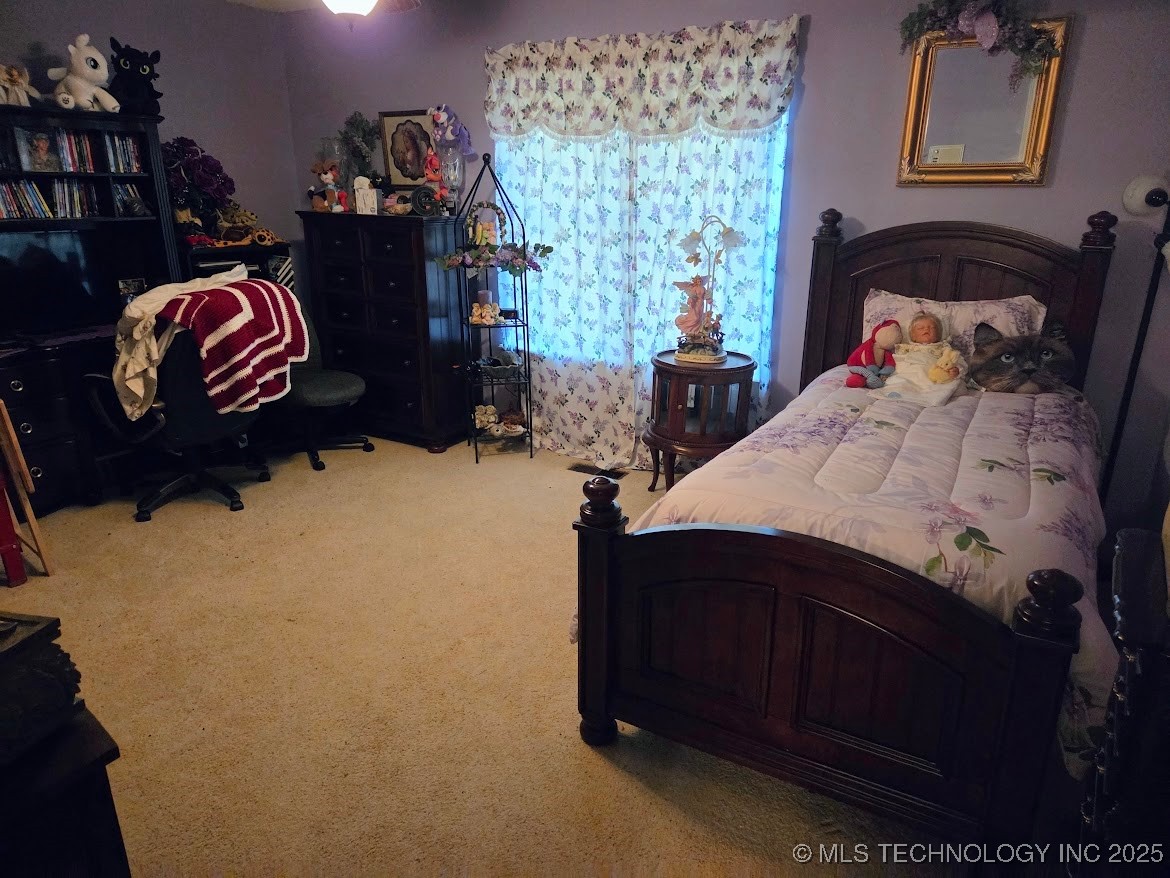 6307 S 72nd East Avenue E Property Photo 14