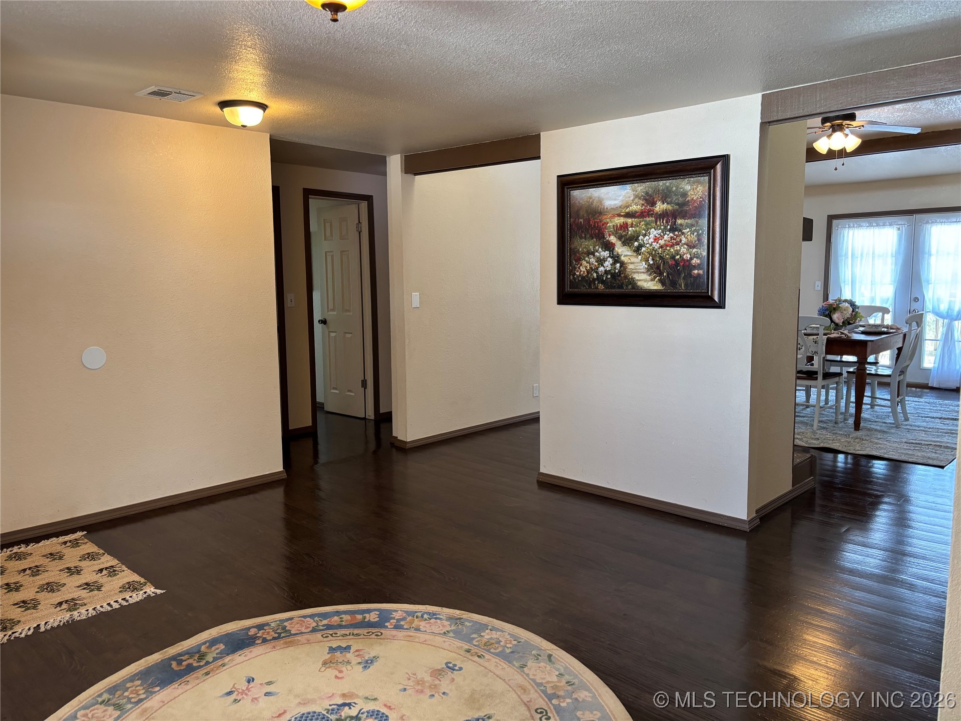 816 Boulder Drive Property Photo 4